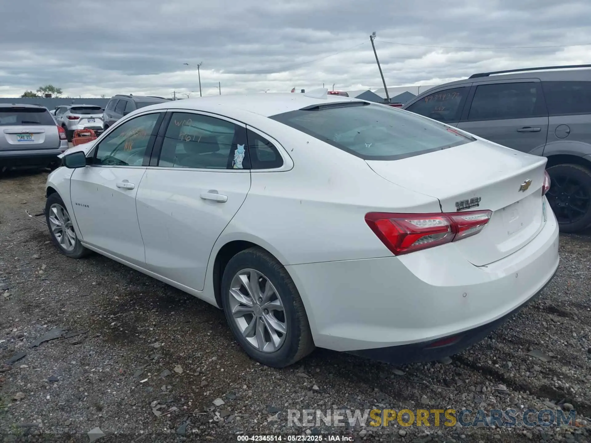 3 Photograph of a damaged car 1G1ZD5ST0LF124697 CHEVROLET MALIBU 2020