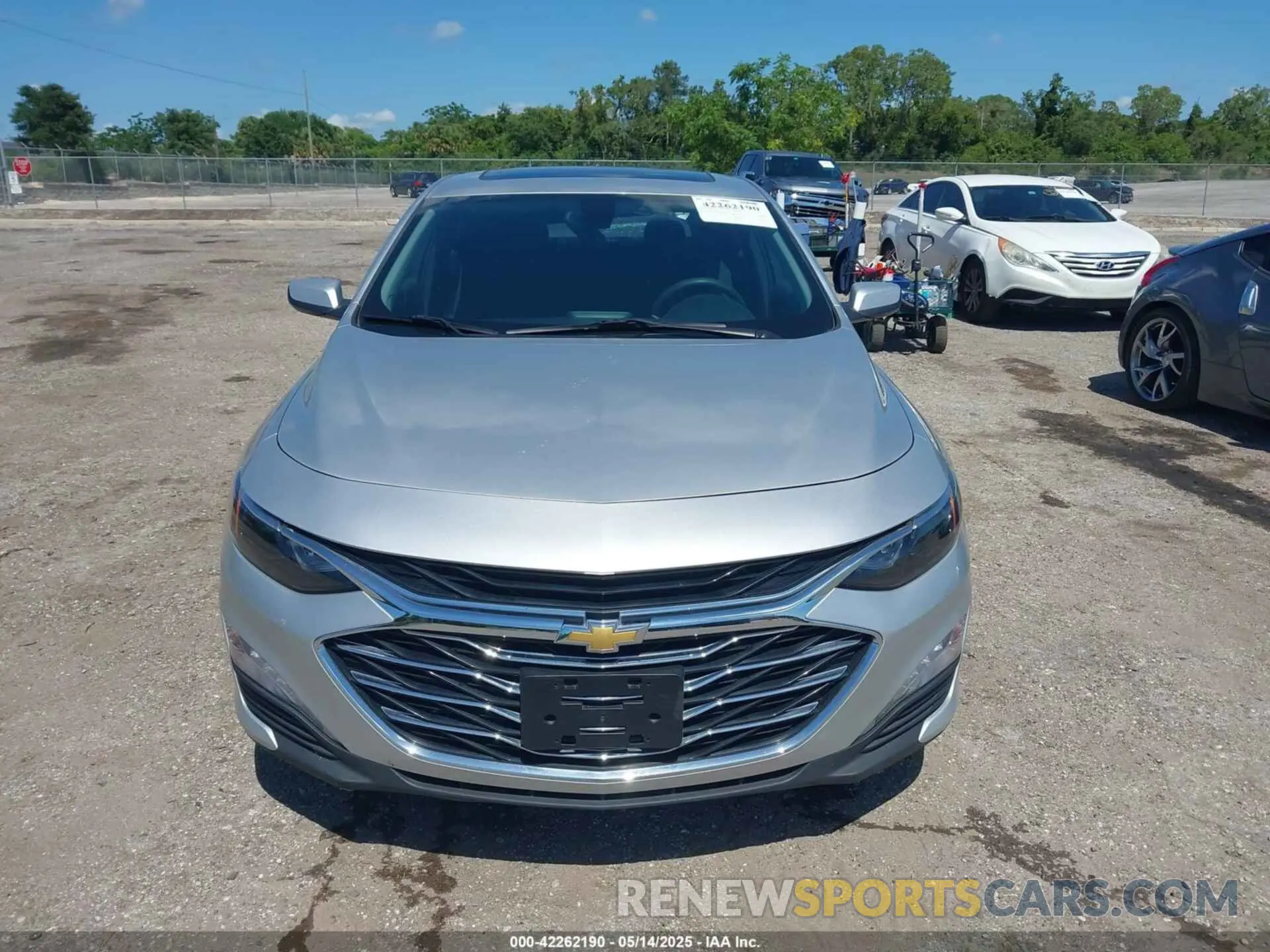 13 Photograph of a damaged car 1G1ZD5ST1LF010742 CHEVROLET MALIBU 2020
