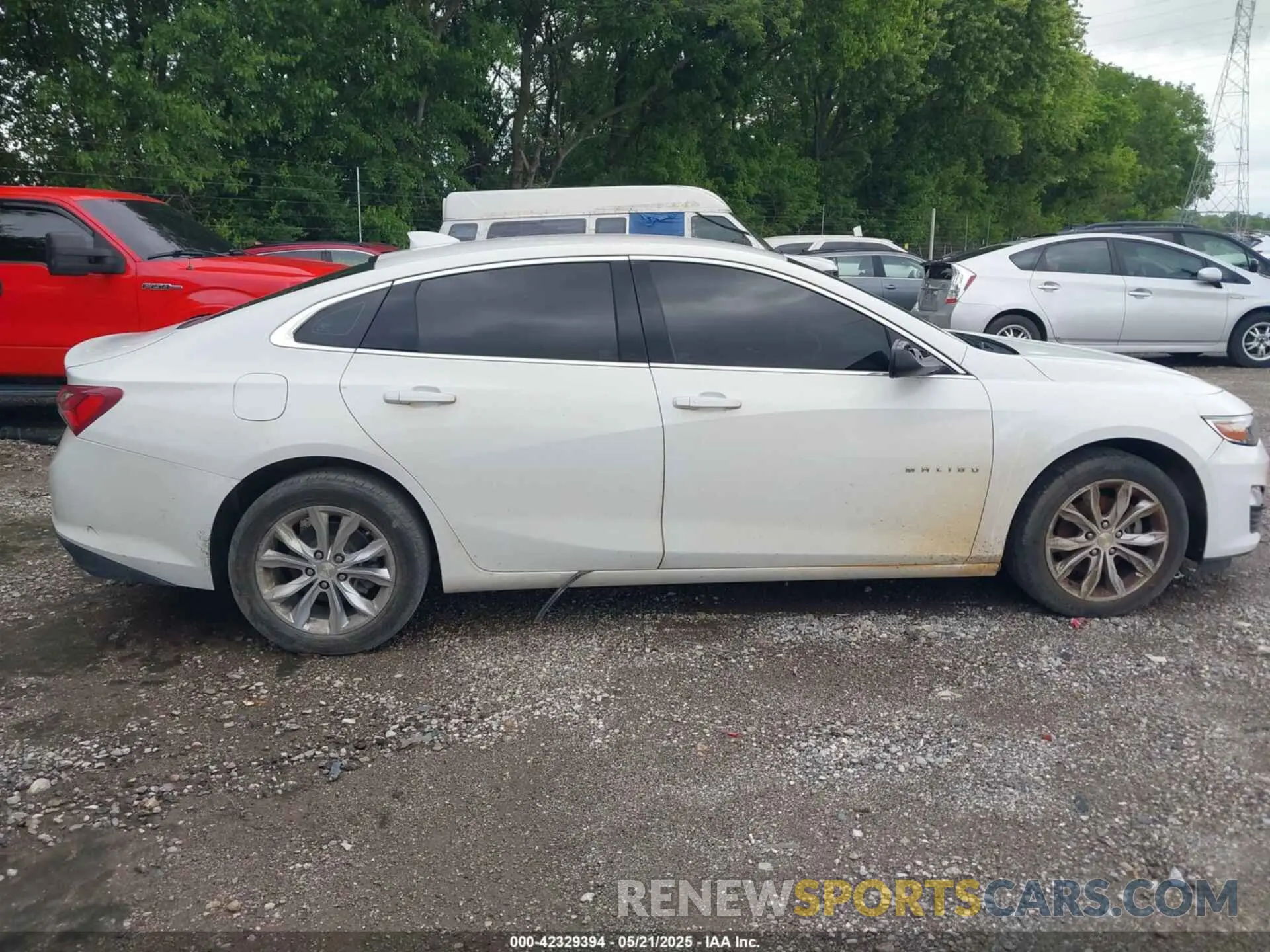13 Photograph of a damaged car 1G1ZD5ST1LF030022 CHEVROLET MALIBU 2020