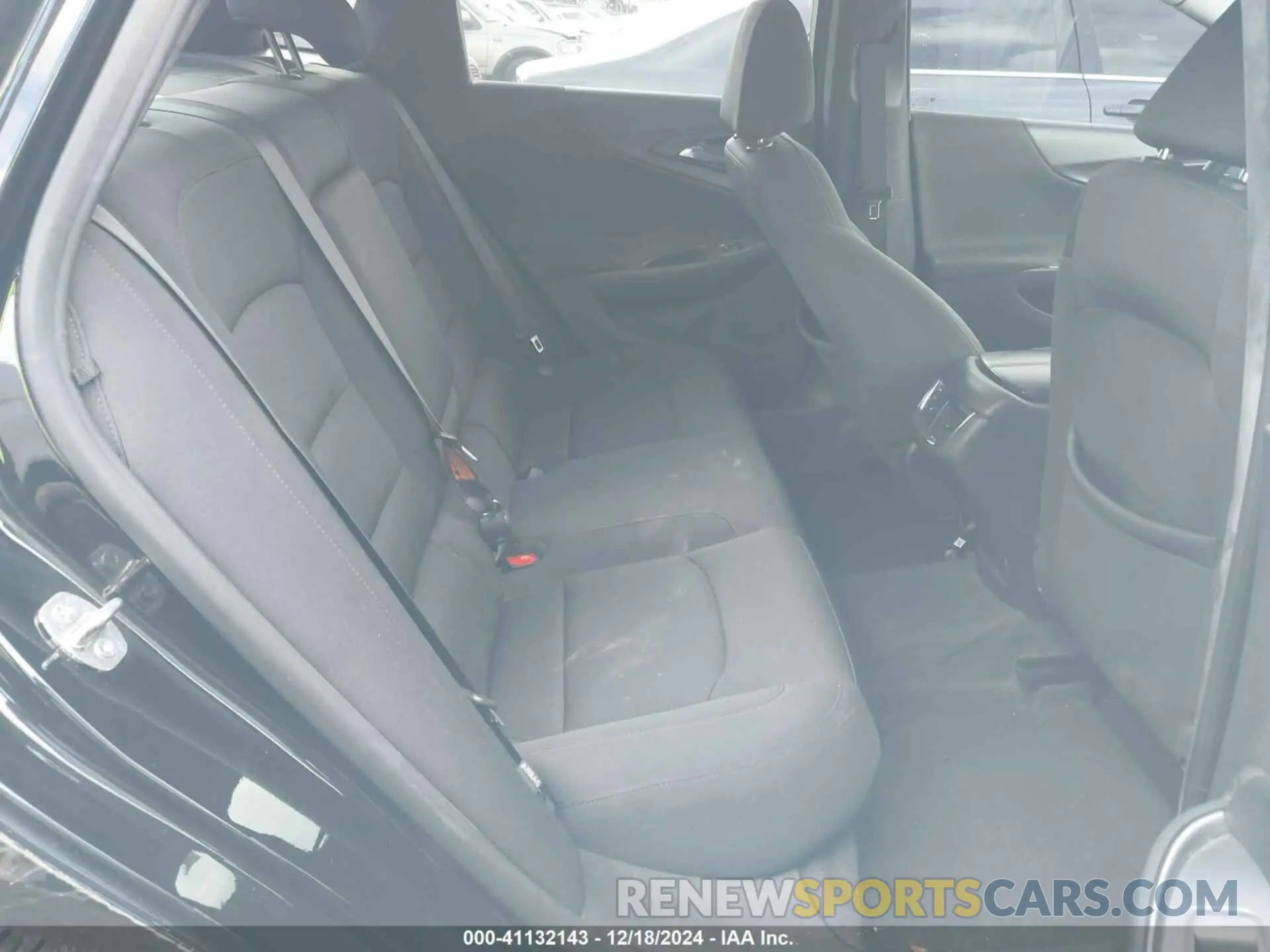 8 Фотография поврежденного автомобиля 1G1ZD5ST1LF061383 CHEVROLET MALIBU 2020