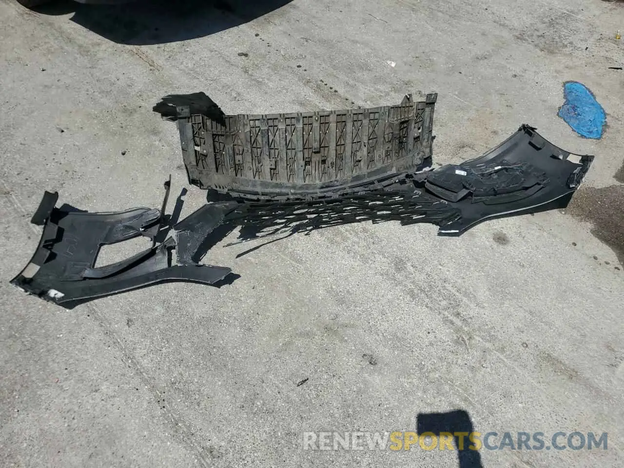12 Photograph of a damaged car 1G1ZD5ST1LF063537 CHEVROLET MALIBU 2020