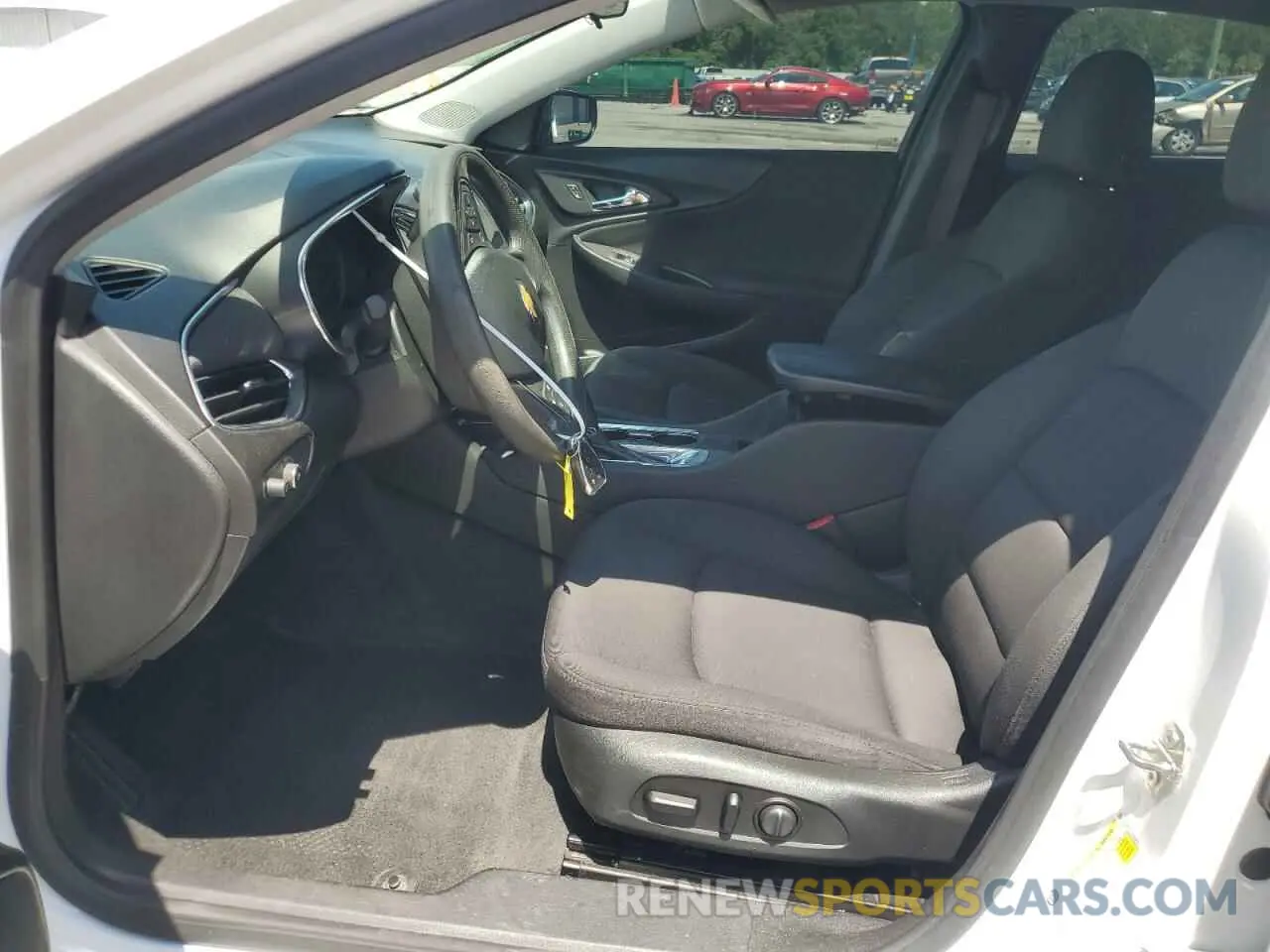 7 Photograph of a damaged car 1G1ZD5ST1LF063537 CHEVROLET MALIBU 2020
