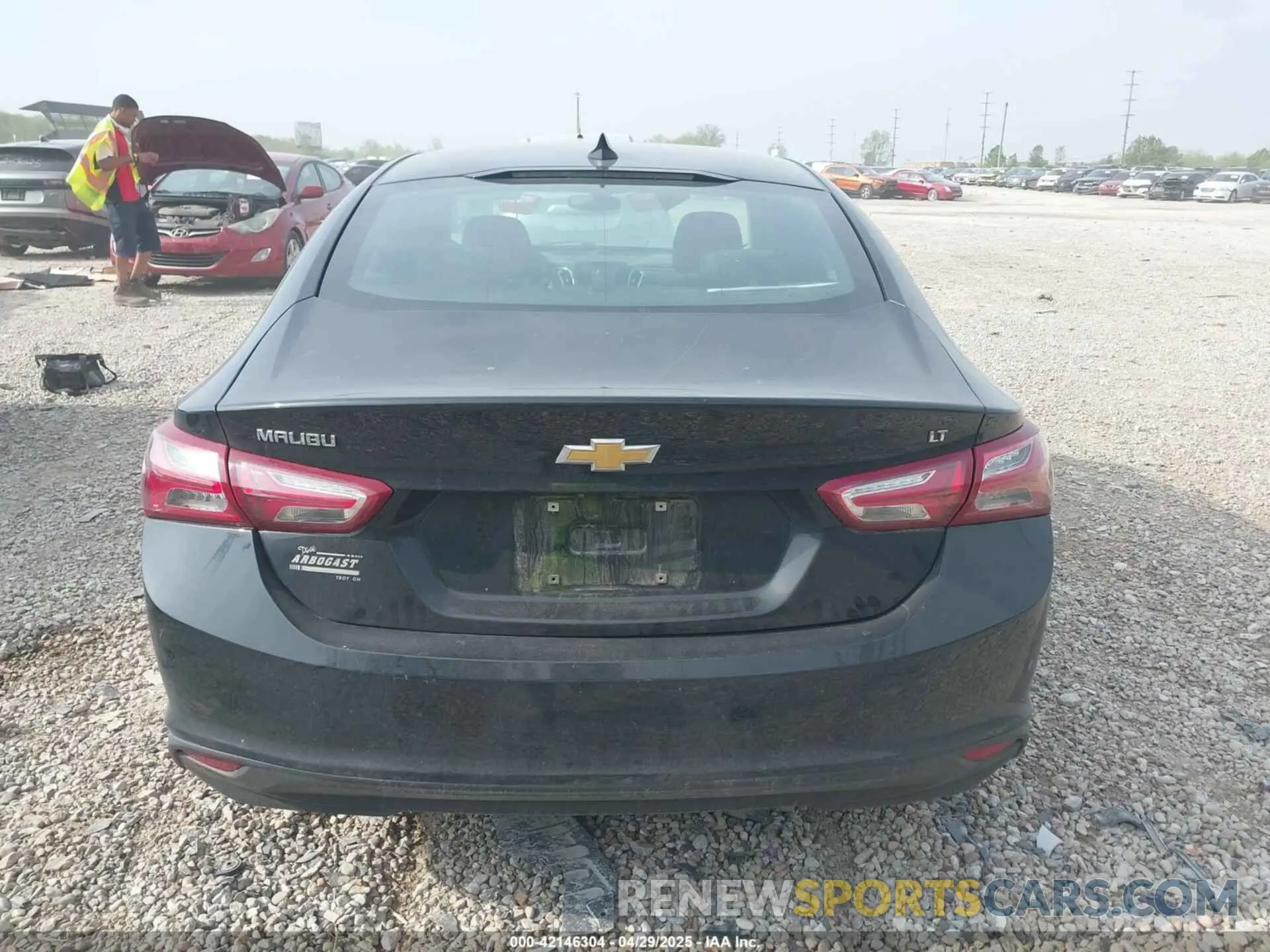 16 Photograph of a damaged car 1G1ZD5ST1LF078085 CHEVROLET MALIBU 2020