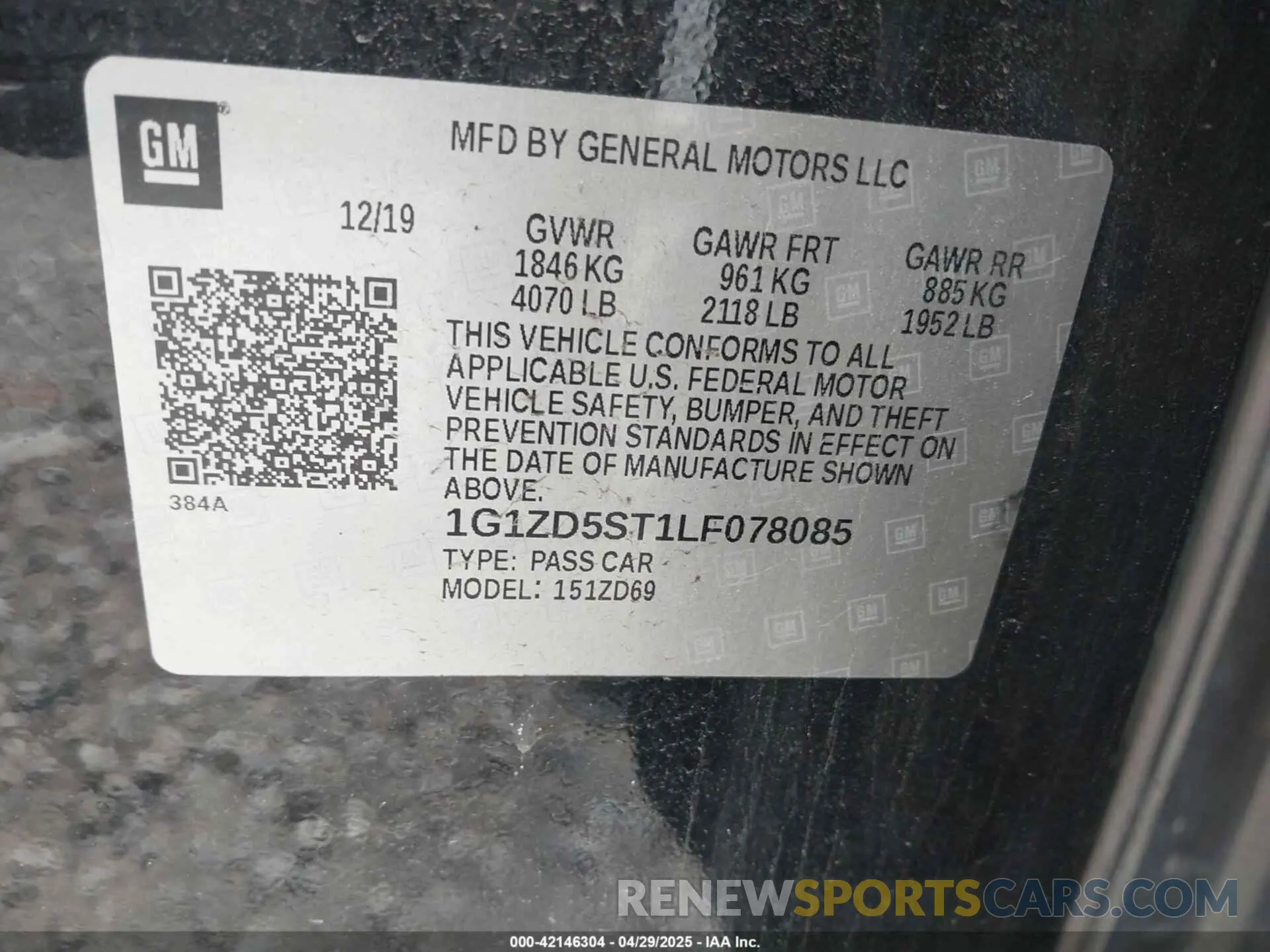 9 Photograph of a damaged car 1G1ZD5ST1LF078085 CHEVROLET MALIBU 2020