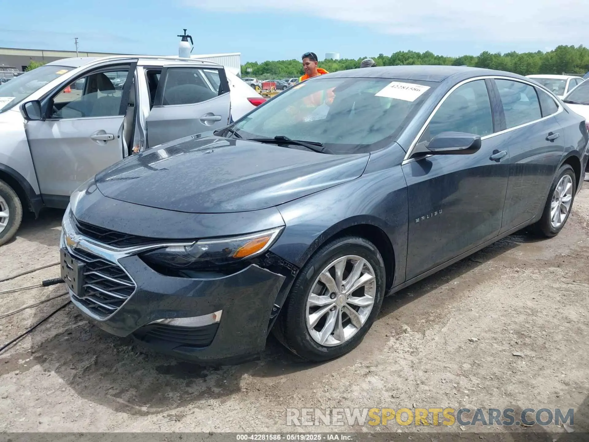 2 Photograph of a damaged car 1G1ZD5ST2LF009857 CHEVROLET MALIBU 2020