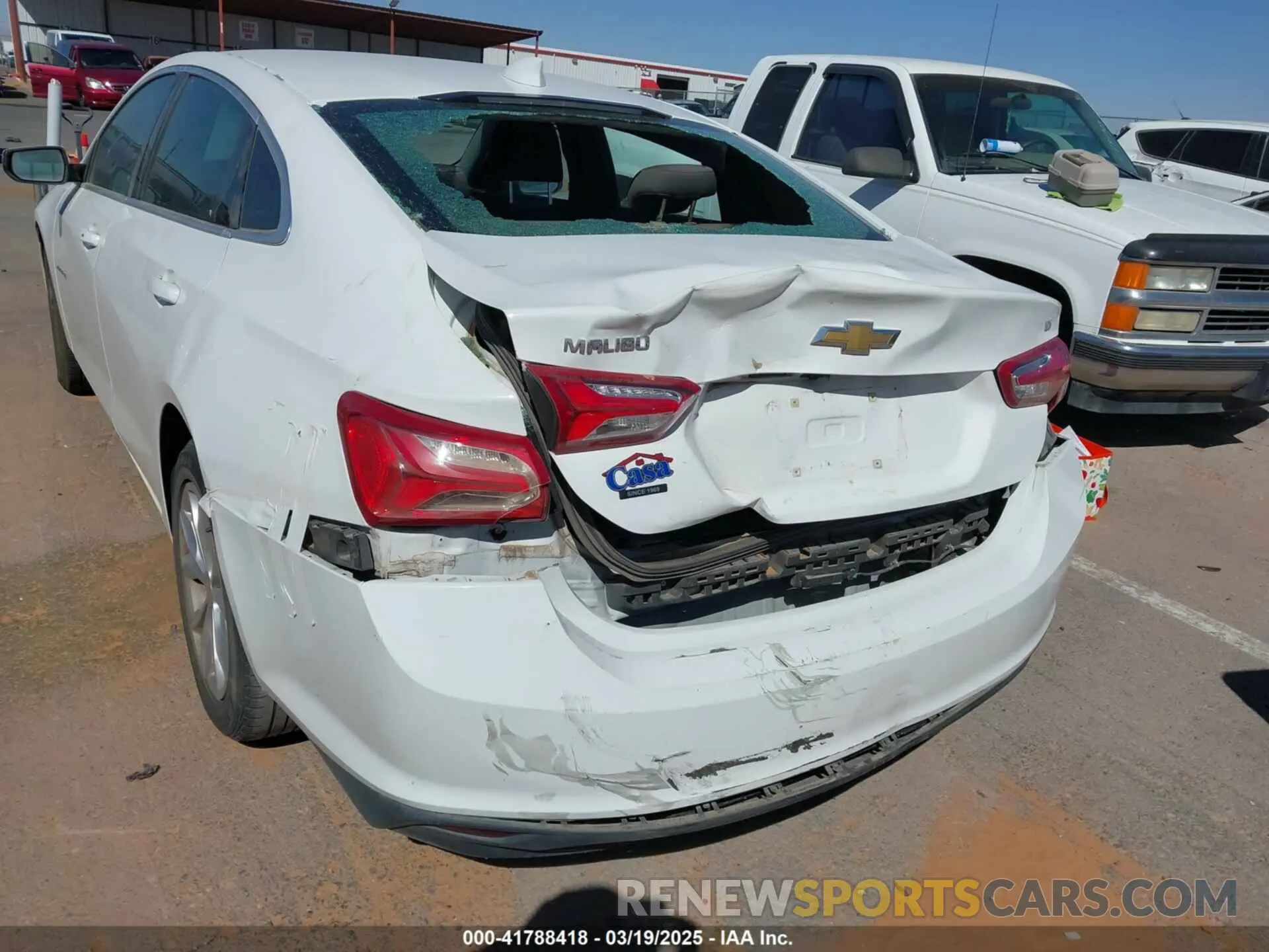 6 Photograph of a damaged car 1G1ZD5ST2LF054202 CHEVROLET MALIBU 2020