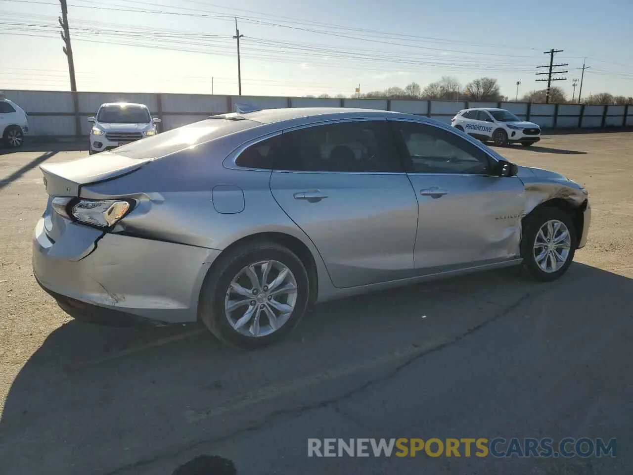 3 Photograph of a damaged car 1G1ZD5ST2LF062106 CHEVROLET MALIBU 2020