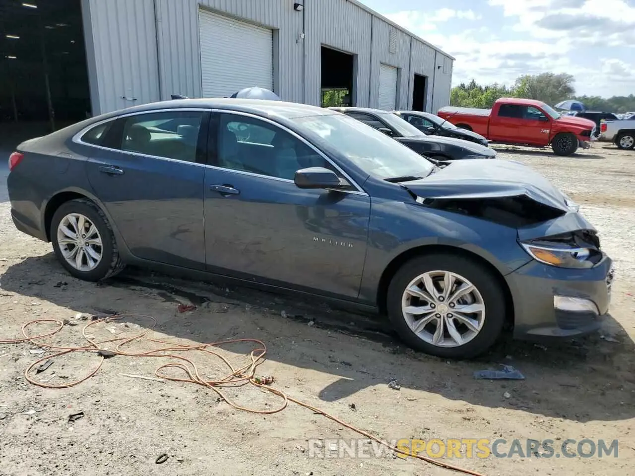4 Фотография поврежденного автомобиля 1G1ZD5ST2LF064289 CHEVROLET MALIBU 2020