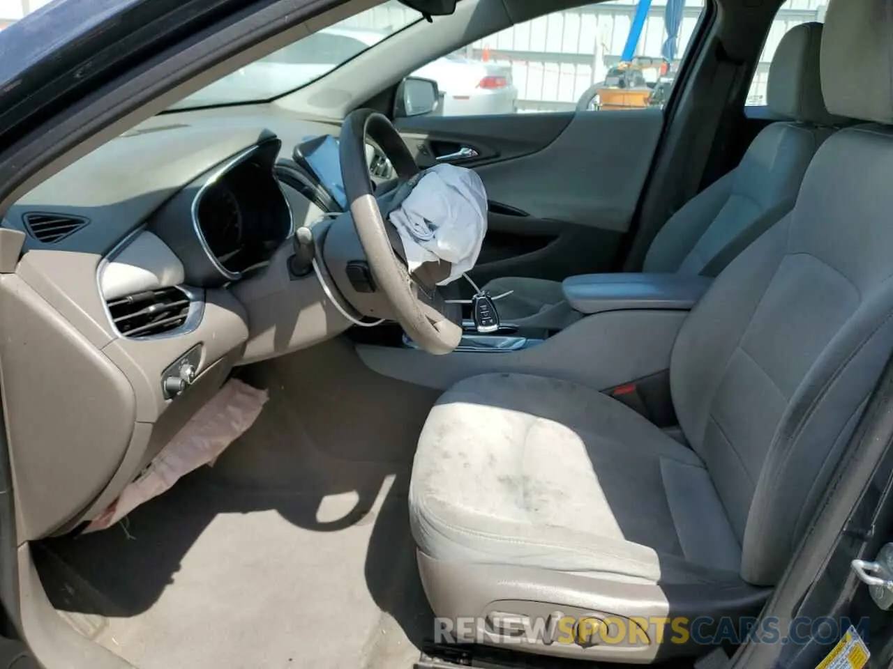 7 Фотография поврежденного автомобиля 1G1ZD5ST2LF064289 CHEVROLET MALIBU 2020