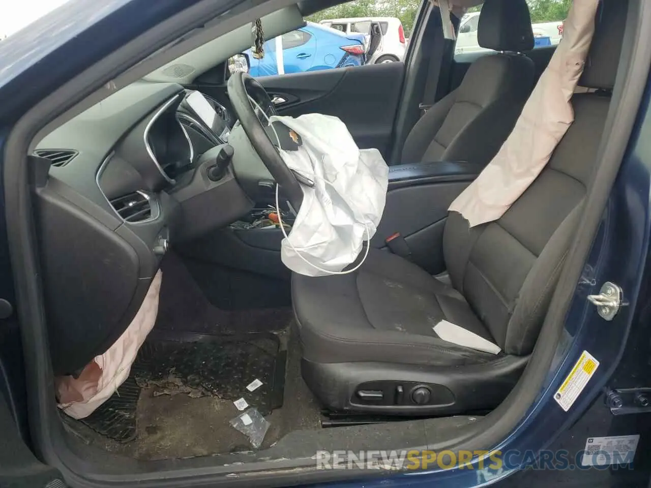 7 Photograph of a damaged car 1G1ZD5ST2LF074143 CHEVROLET MALIBU 2020