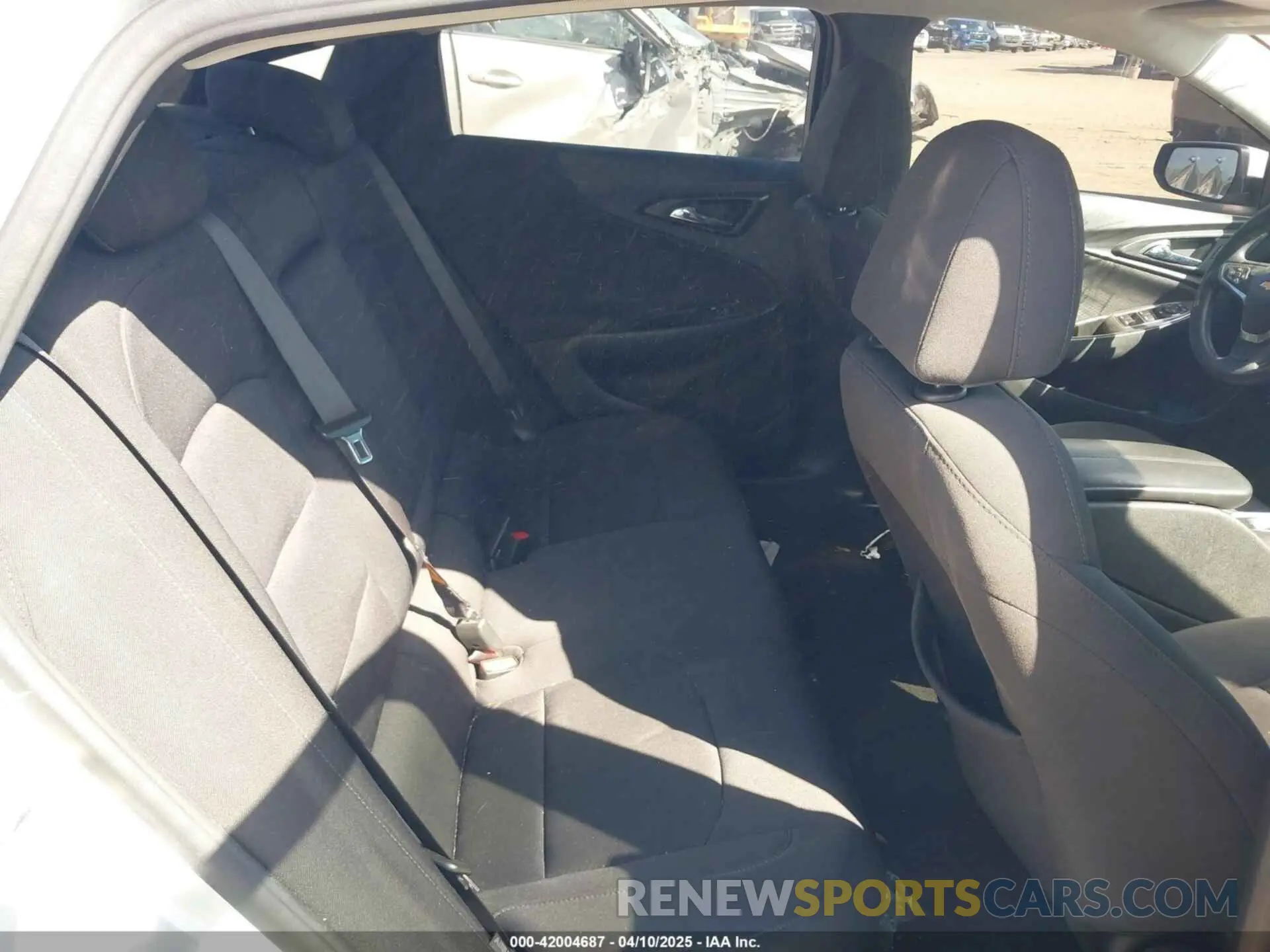 8 Photograph of a damaged car 1G1ZD5ST2LF078158 CHEVROLET MALIBU 2020