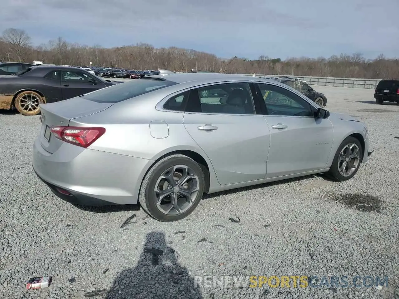 3 Photograph of a damaged car 1G1ZD5ST2LF125592 CHEVROLET MALIBU 2020