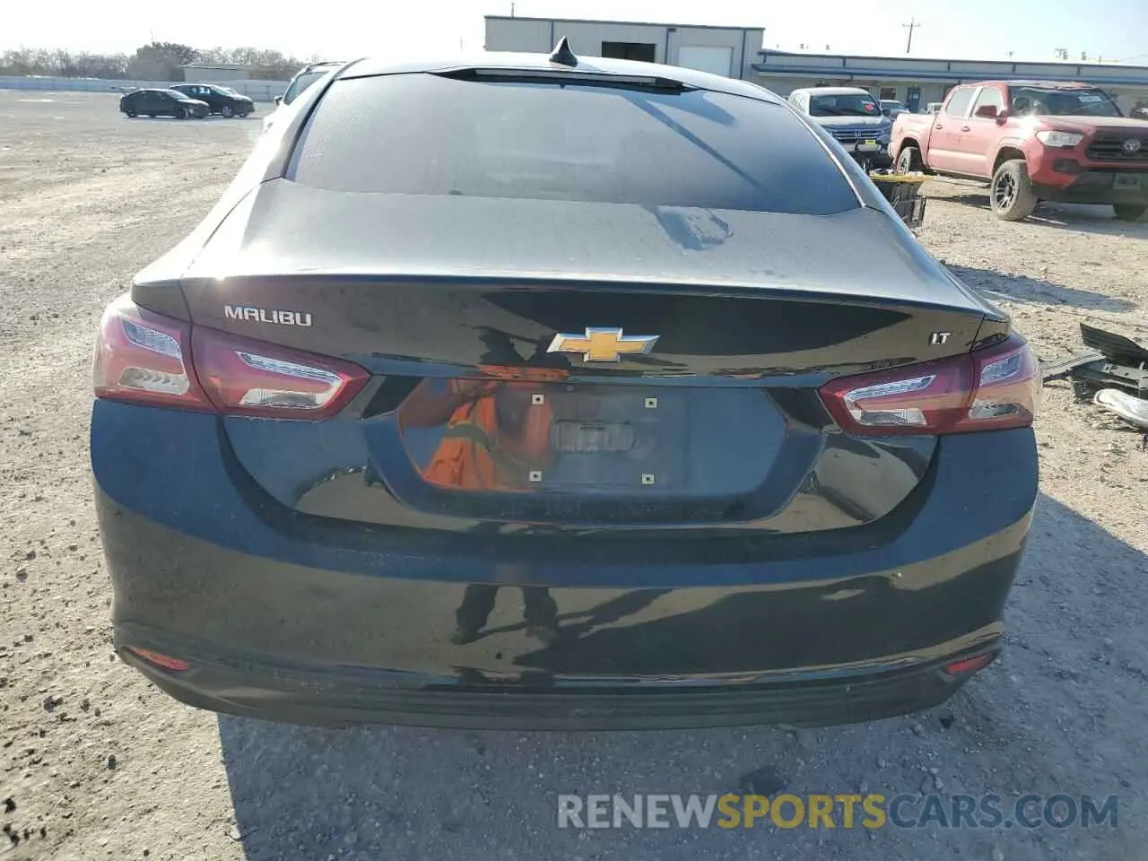 6 Photograph of a damaged car 1G1ZD5ST3LF002190 CHEVROLET MALIBU 2020