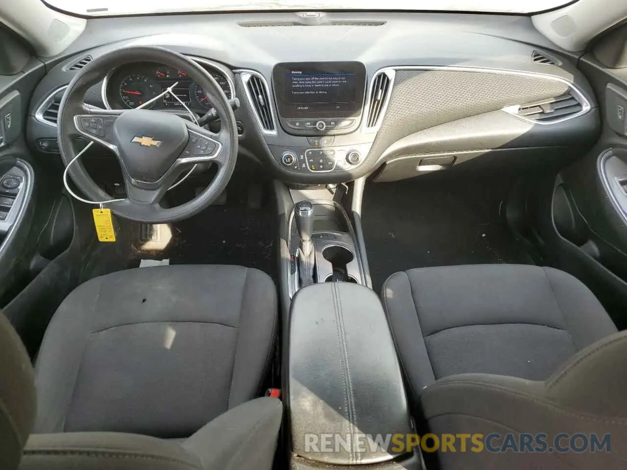 8 Photograph of a damaged car 1G1ZD5ST3LF053575 CHEVROLET MALIBU 2020