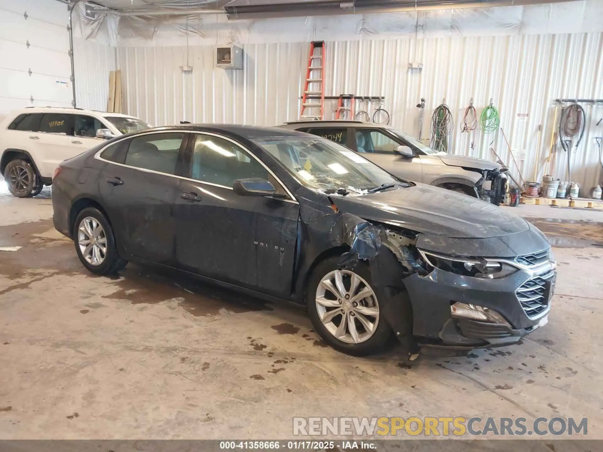 1 Фотография поврежденного автомобиля 1G1ZD5ST3LF072093 CHEVROLET MALIBU 2020
