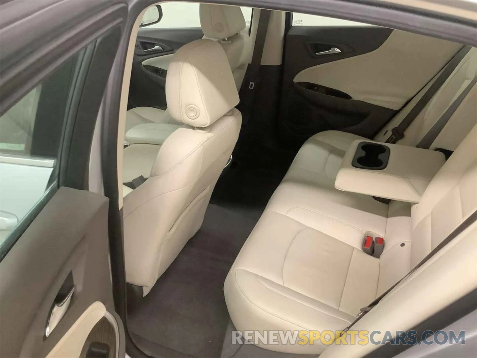 17 Фотография поврежденного автомобиля 1G1ZD5ST3LF082753 CHEVROLET MALIBU 2020