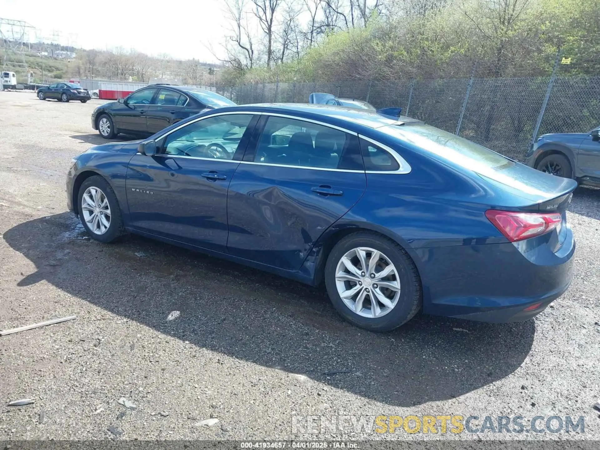 3 Photograph of a damaged car 1G1ZD5ST3LF107246 CHEVROLET MALIBU 2020