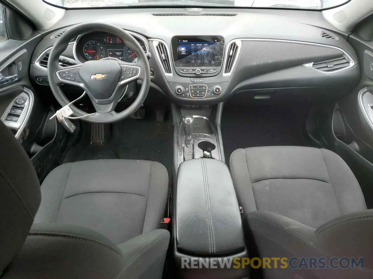 8 Фотография поврежденного автомобиля 1G1ZD5ST3LF128503 CHEVROLET MALIBU 2020