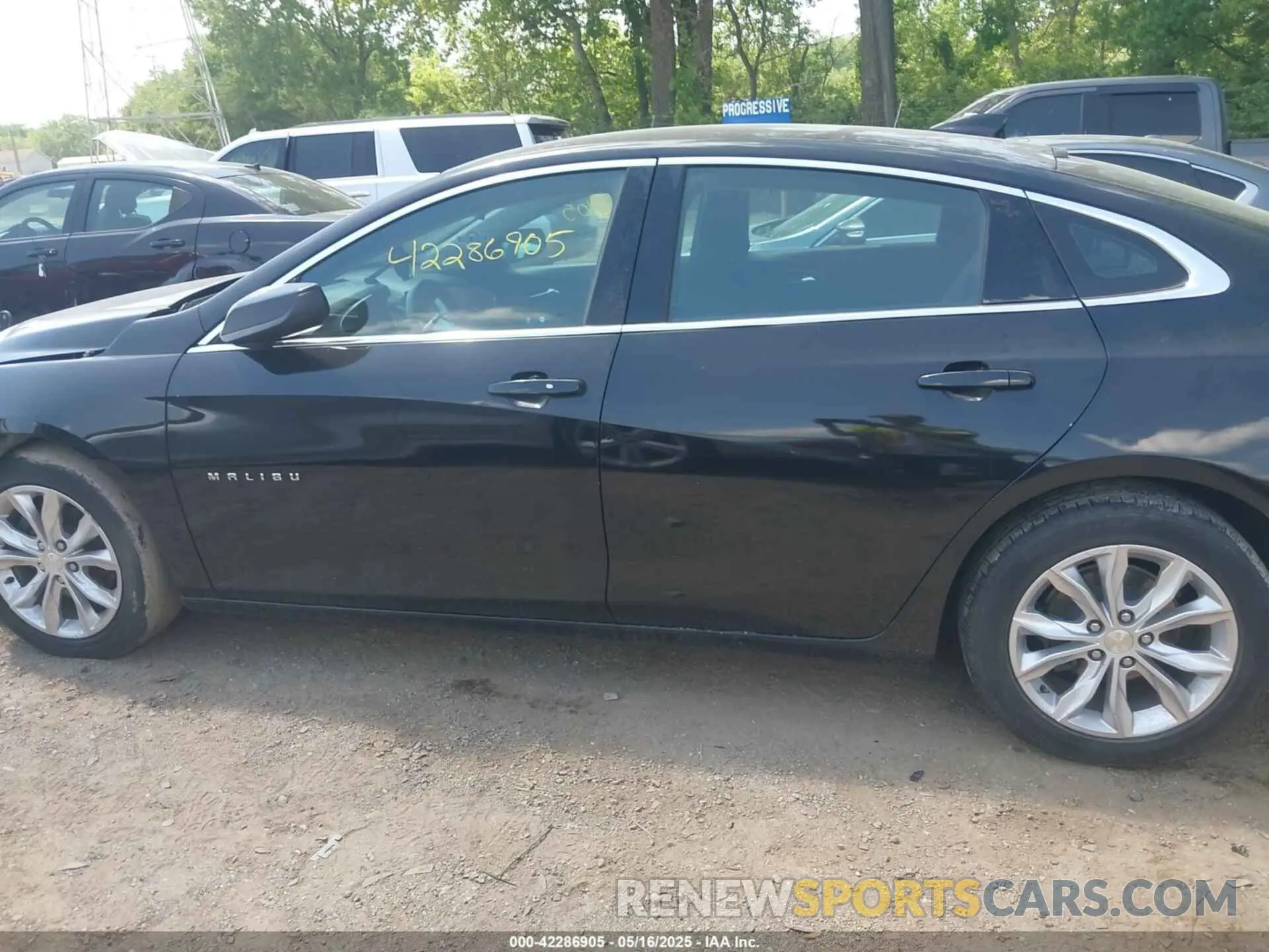 14 Photograph of a damaged car 1G1ZD5ST4LF031696 CHEVROLET MALIBU 2020