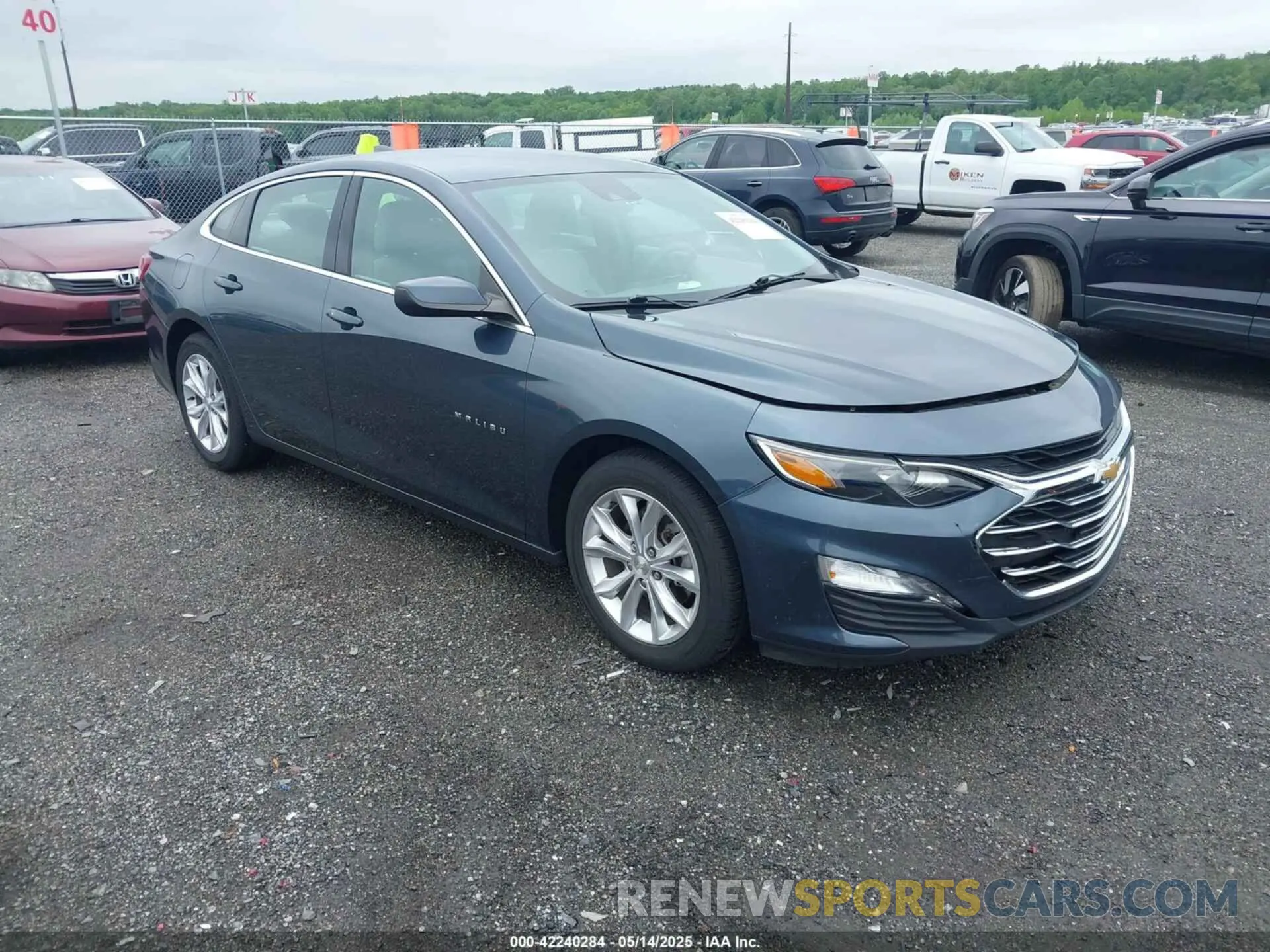 1 Фотография поврежденного автомобиля 1G1ZD5ST4LF062365 CHEVROLET MALIBU 2020