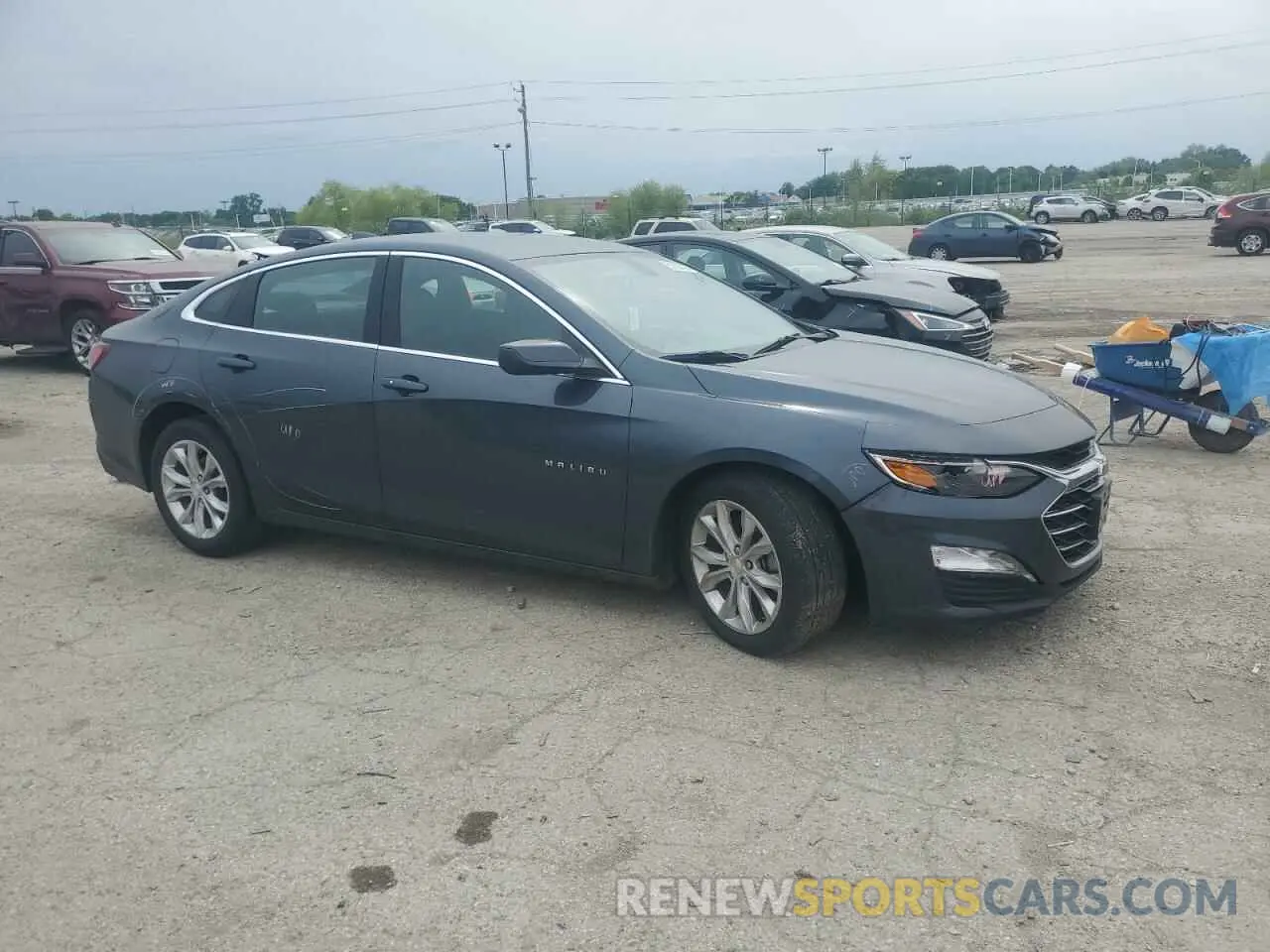 4 Photograph of a damaged car 1G1ZD5ST4LF075018 CHEVROLET MALIBU 2020