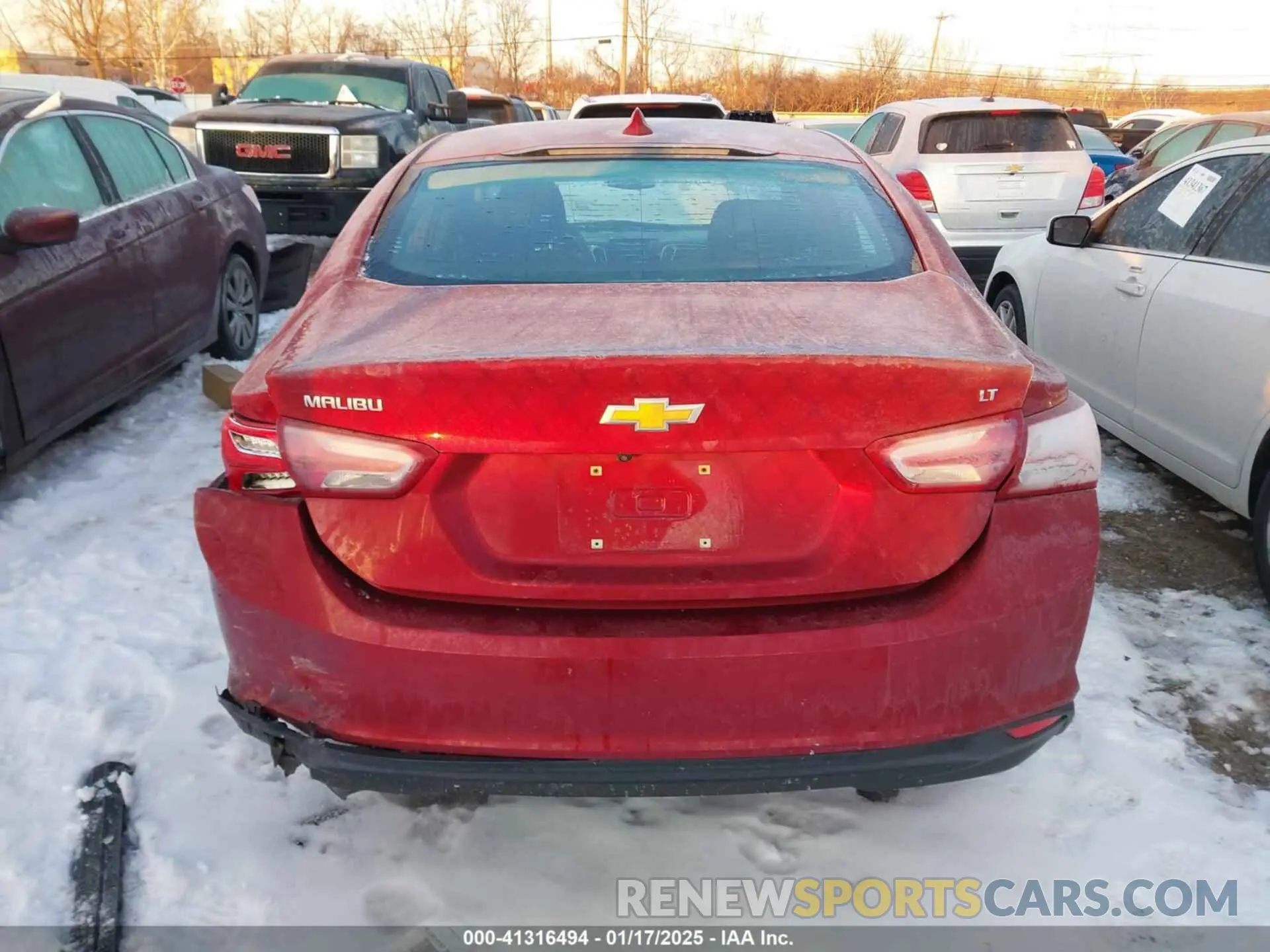 17 Photograph of a damaged car 1G1ZD5ST4LF077173 CHEVROLET MALIBU 2020