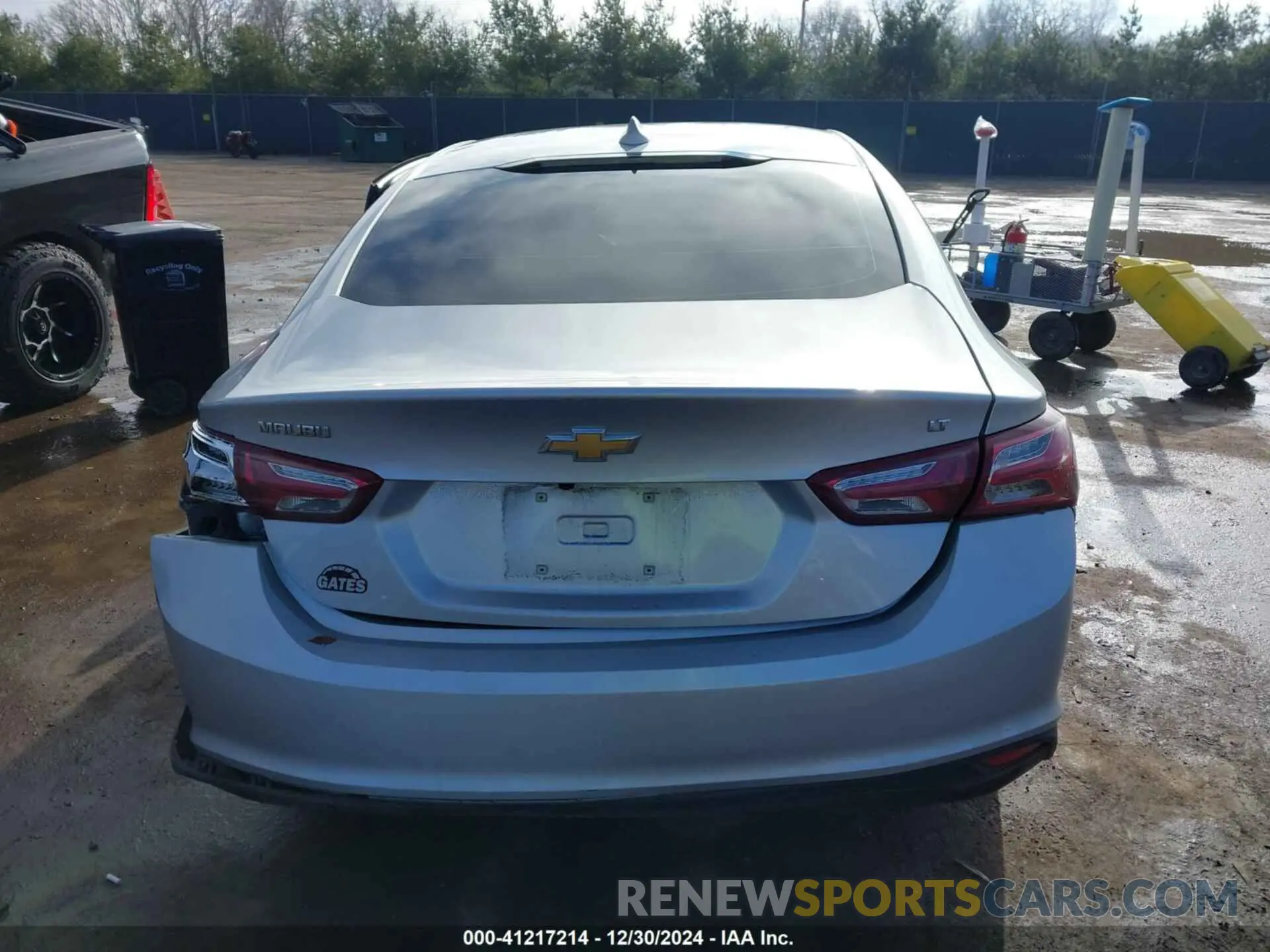 15 Photograph of a damaged car 1G1ZD5ST4LF091963 CHEVROLET MALIBU 2020