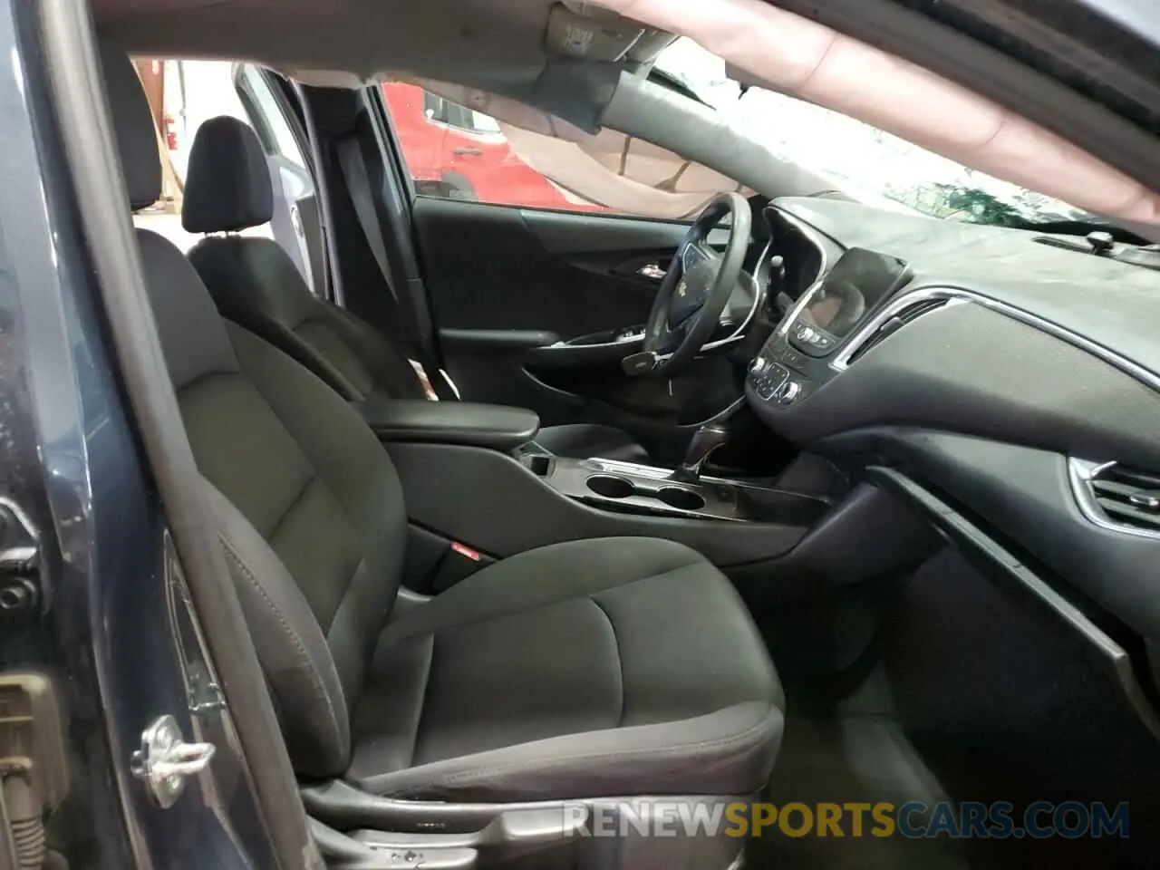 7 Photograph of a damaged car 1G1ZD5ST4LF111502 CHEVROLET MALIBU 2020