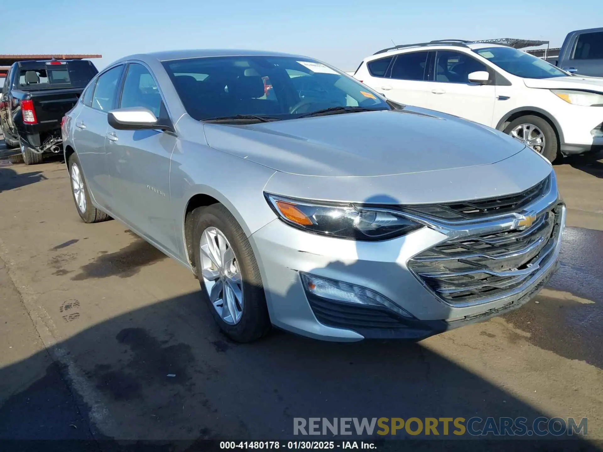1 Photograph of a damaged car 1G1ZD5ST5LF004779 CHEVROLET MALIBU 2020