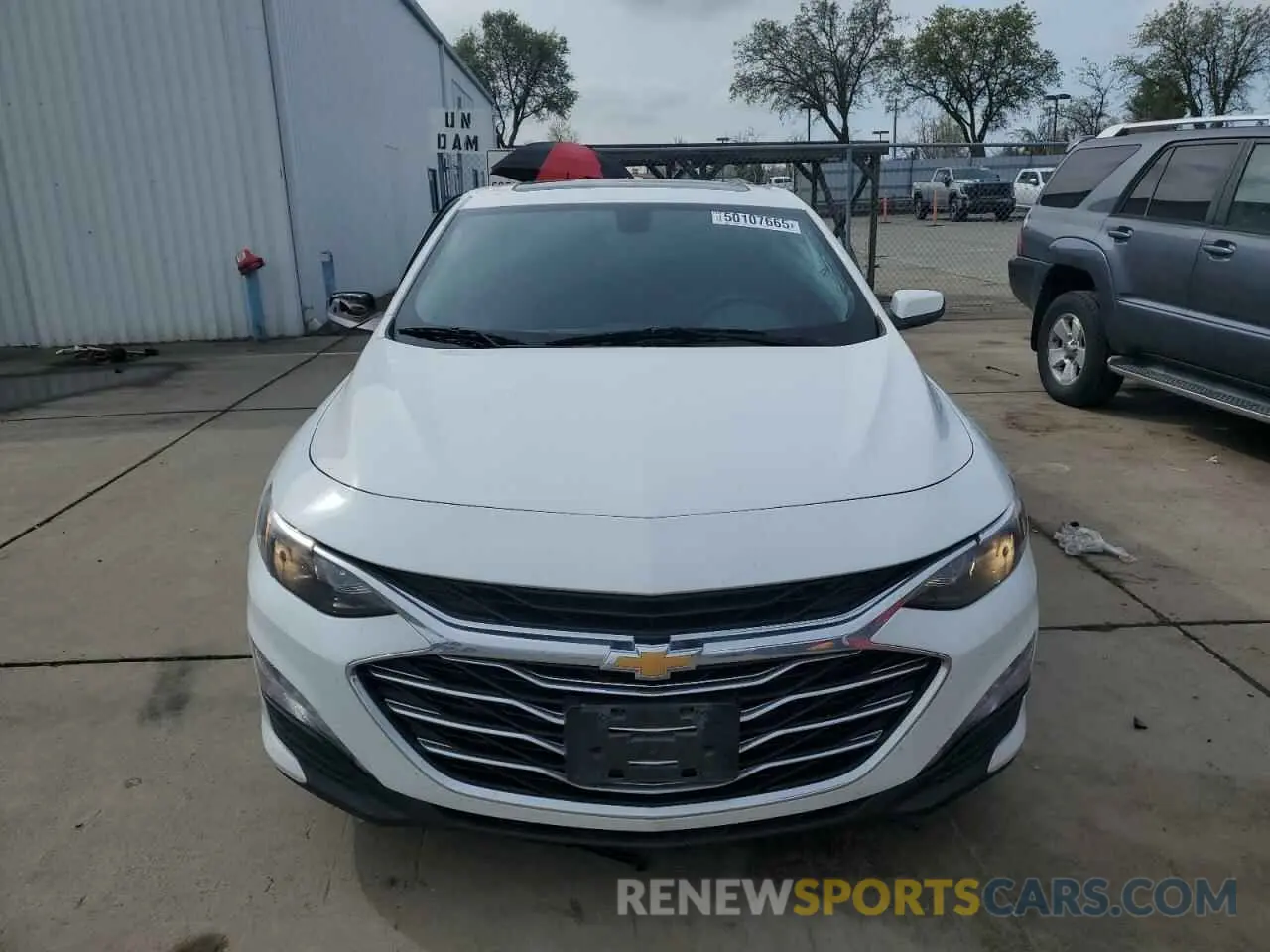 5 Фотография поврежденного автомобиля 1G1ZD5ST5LF025406 CHEVROLET MALIBU 2020