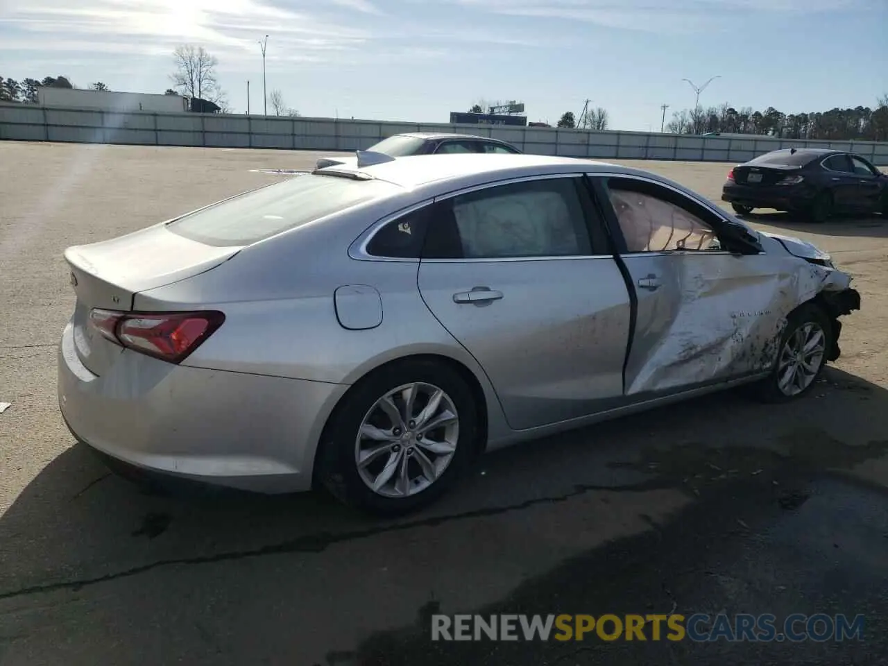 3 Photograph of a damaged car 1G1ZD5ST5LF071978 CHEVROLET MALIBU 2020