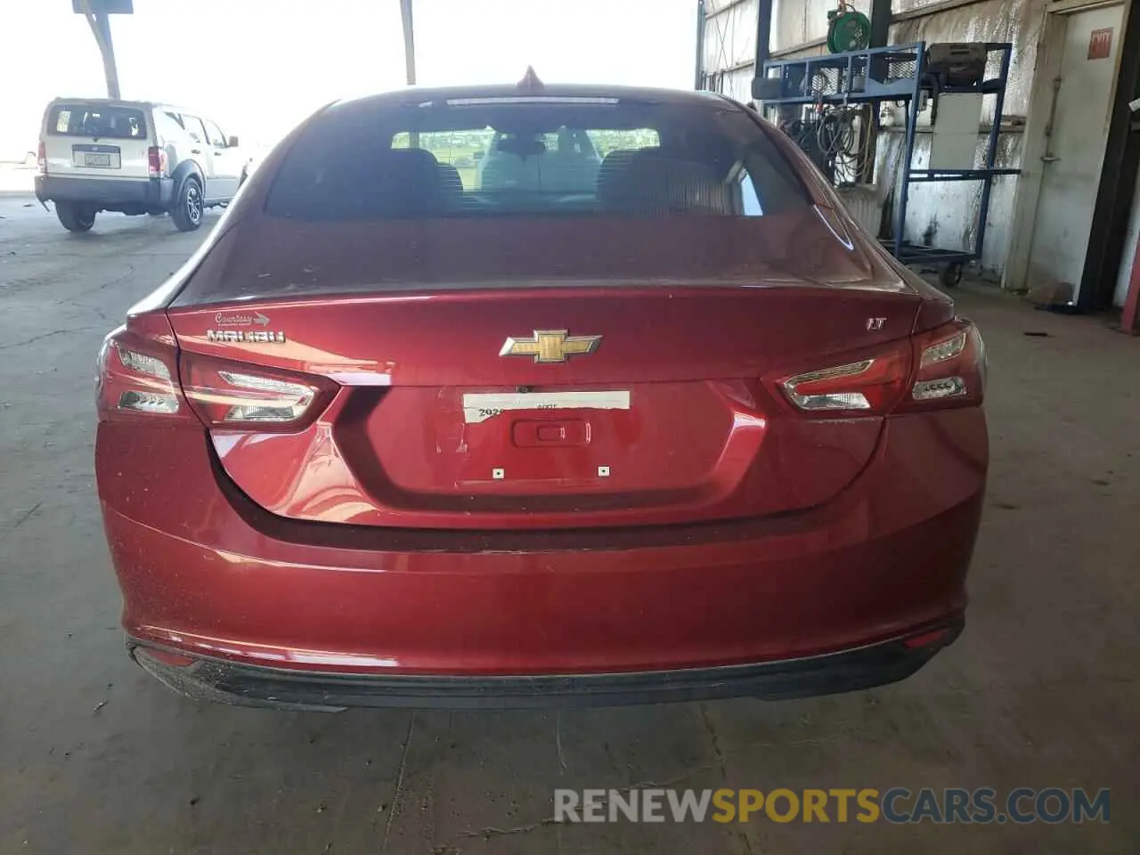 6 Photograph of a damaged car 1G1ZD5ST5LF079384 CHEVROLET MALIBU 2020