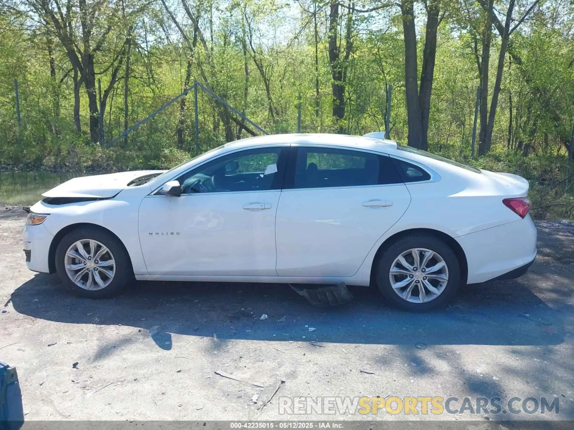 14 Photograph of a damaged car 1G1ZD5ST5LF081085 CHEVROLET MALIBU 2020