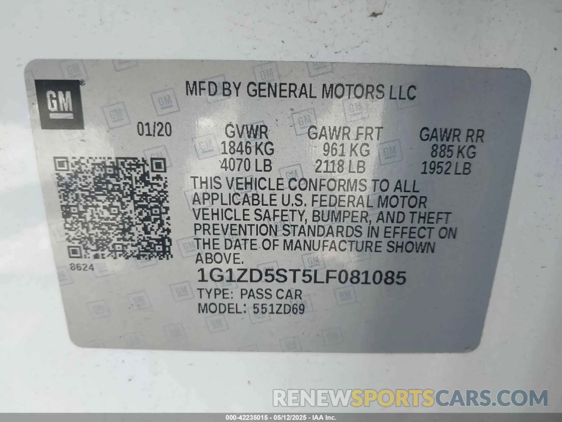 9 Photograph of a damaged car 1G1ZD5ST5LF081085 CHEVROLET MALIBU 2020