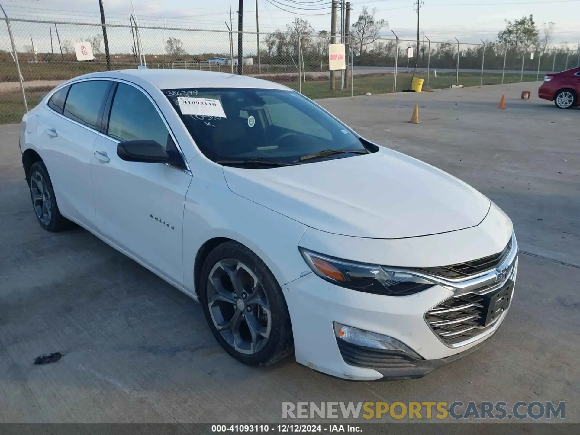 1 Фотография поврежденного автомобиля 1G1ZD5ST5LF105109 CHEVROLET MALIBU 2020