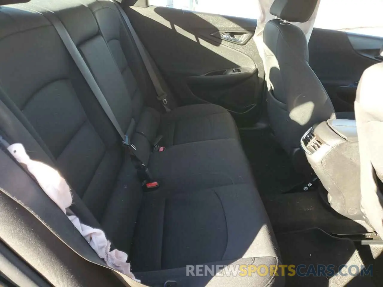 10 Photograph of a damaged car 1G1ZD5ST5LF106034 CHEVROLET MALIBU 2020
