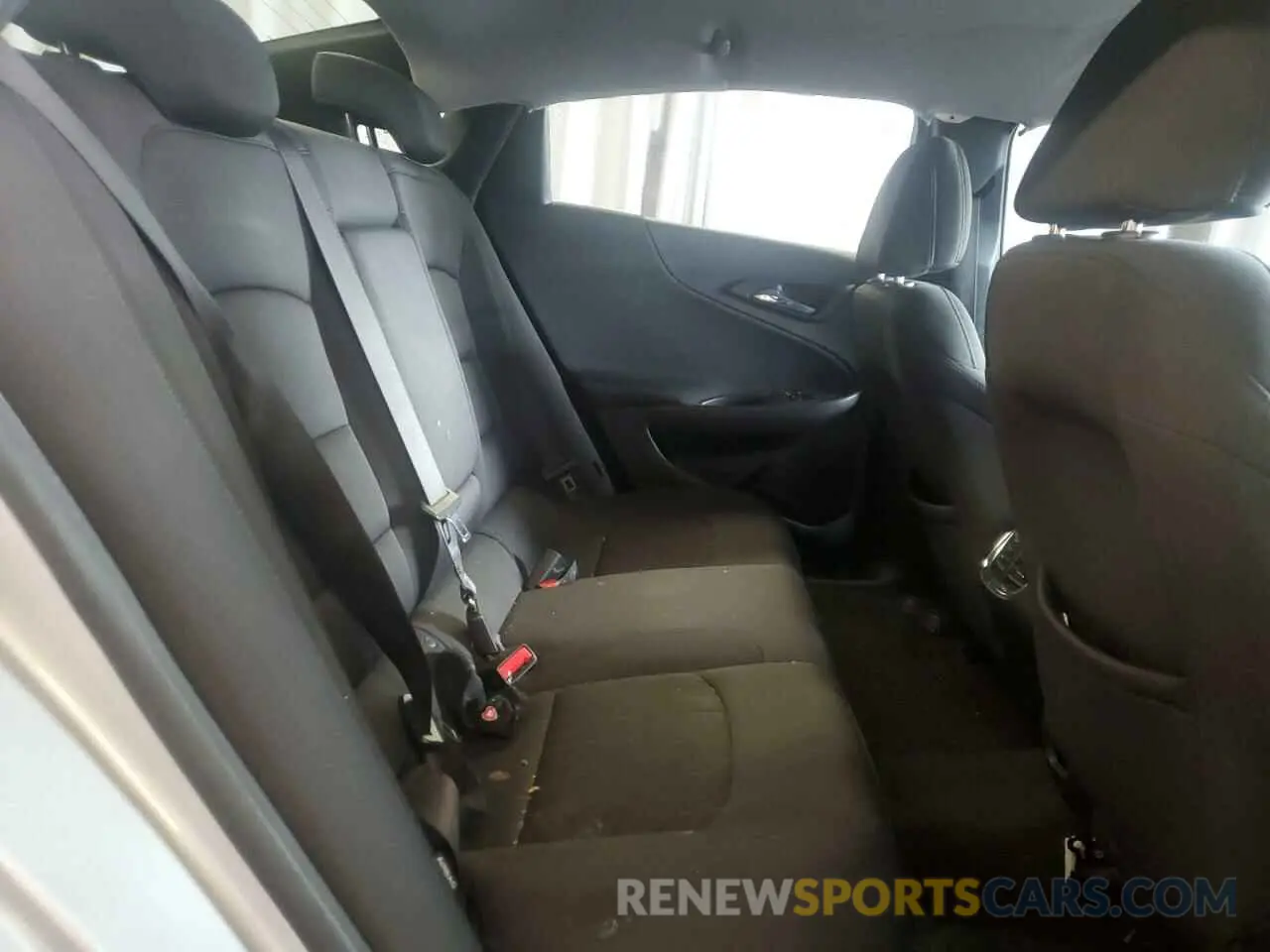 10 Photograph of a damaged car 1G1ZD5ST5LF123965 CHEVROLET MALIBU 2020