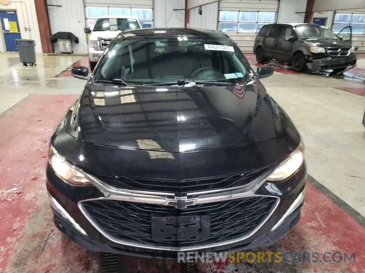 5 Фотография поврежденного автомобиля 1G1ZD5ST6LF047642 CHEVROLET MALIBU 2020