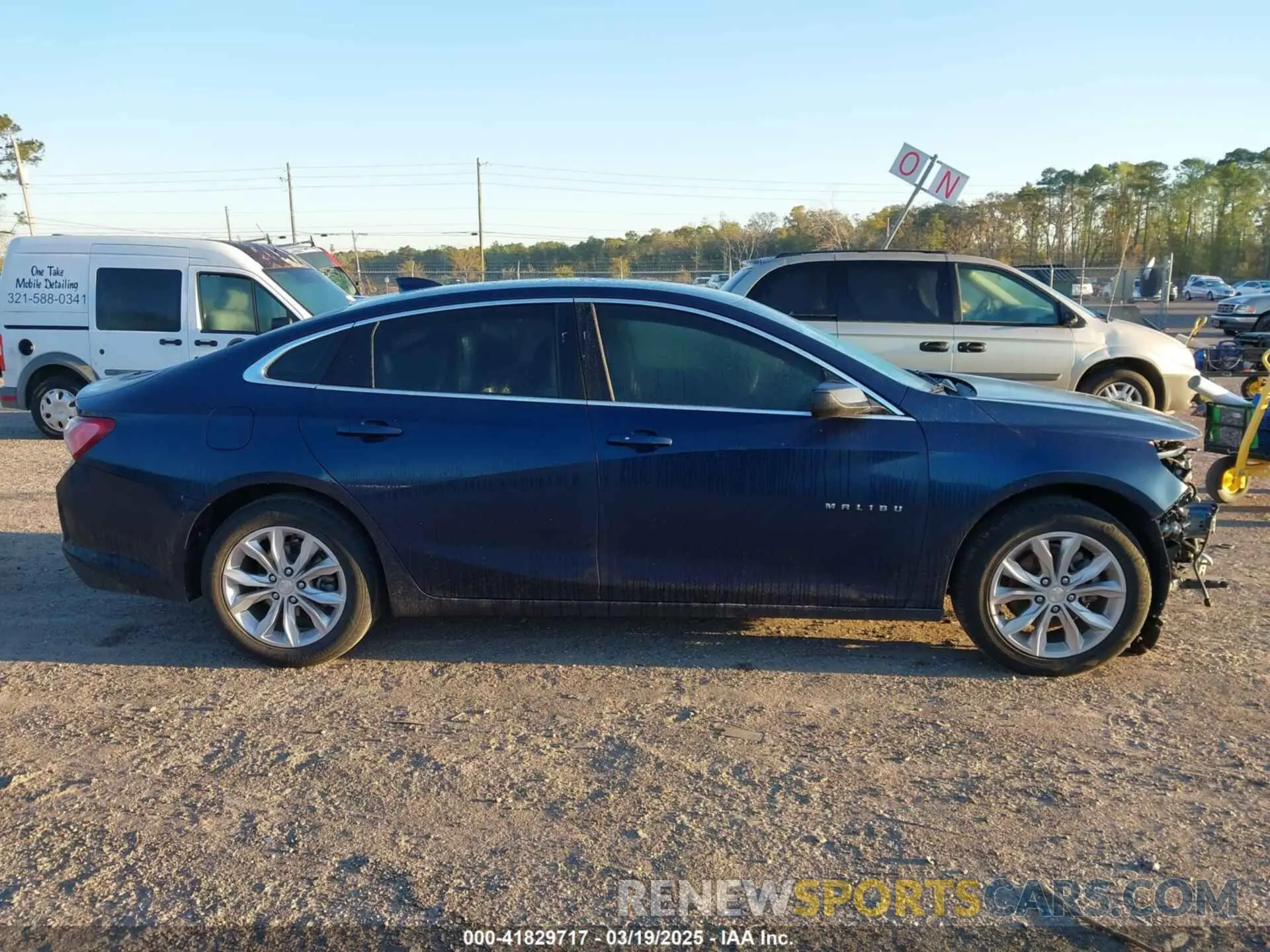 14 Фотография поврежденного автомобиля 1G1ZD5ST6LF092709 CHEVROLET MALIBU 2020