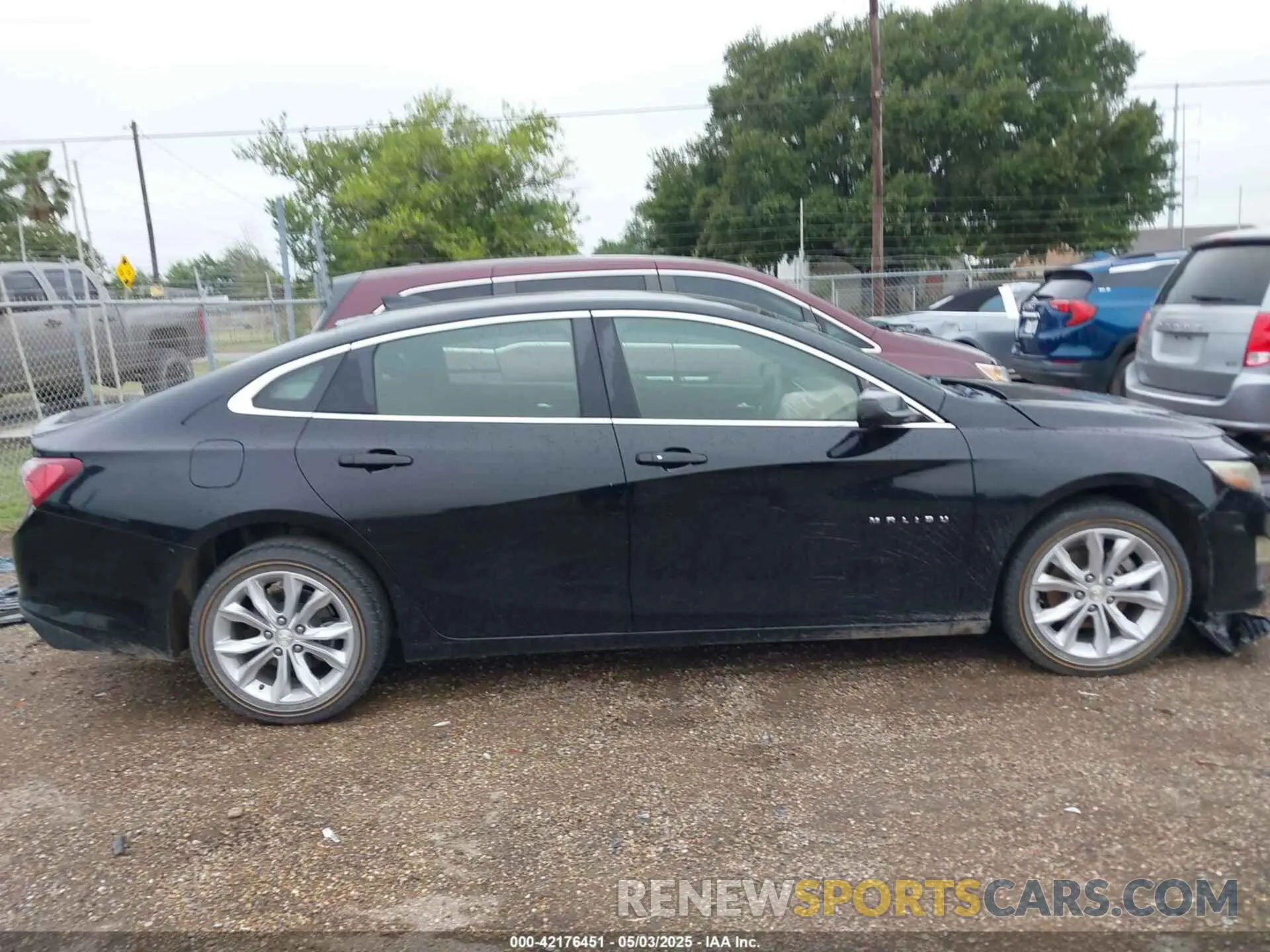 14 Photograph of a damaged car 1G1ZD5ST7LF025469 CHEVROLET MALIBU 2020