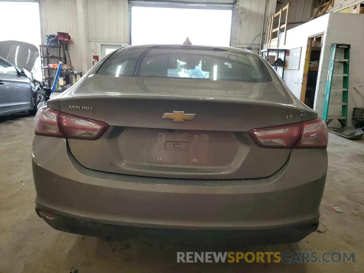 6 Фотография поврежденного автомобиля 1G1ZD5ST7LF062585 CHEVROLET MALIBU 2020
