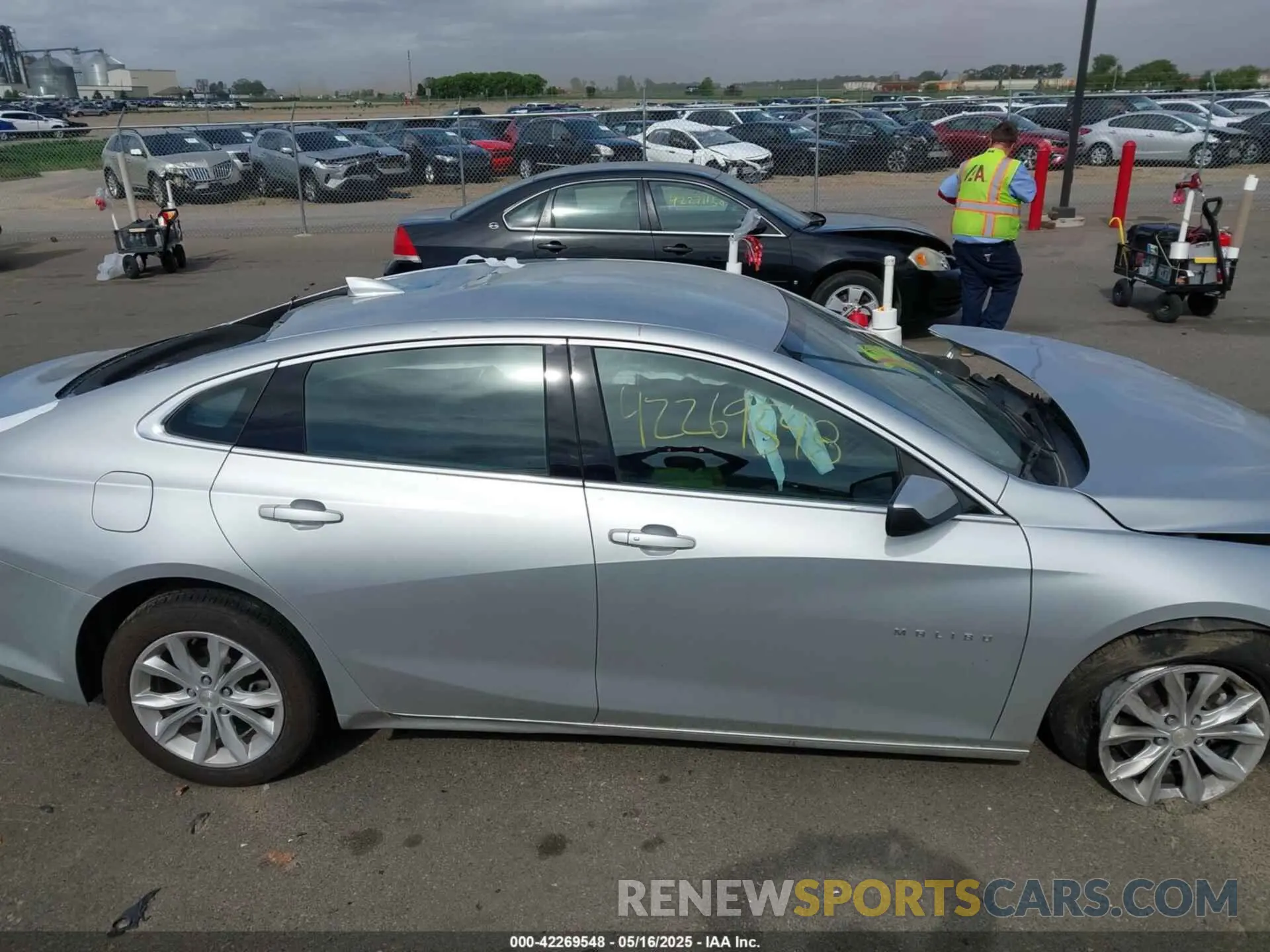 14 Photograph of a damaged car 1G1ZD5ST7LF089009 CHEVROLET MALIBU 2020