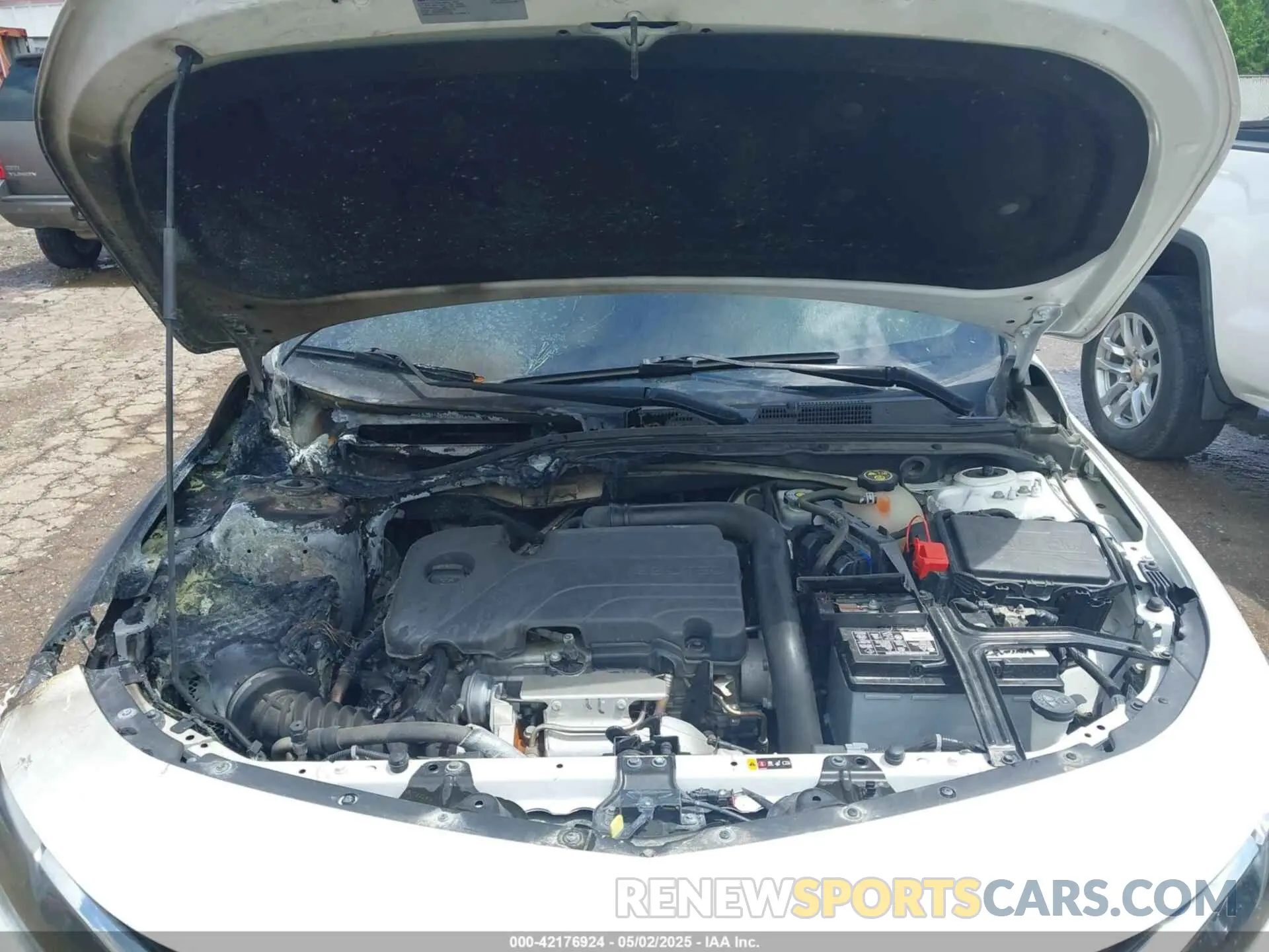 10 Фотография поврежденного автомобиля 1G1ZD5ST7LF093769 CHEVROLET MALIBU 2020