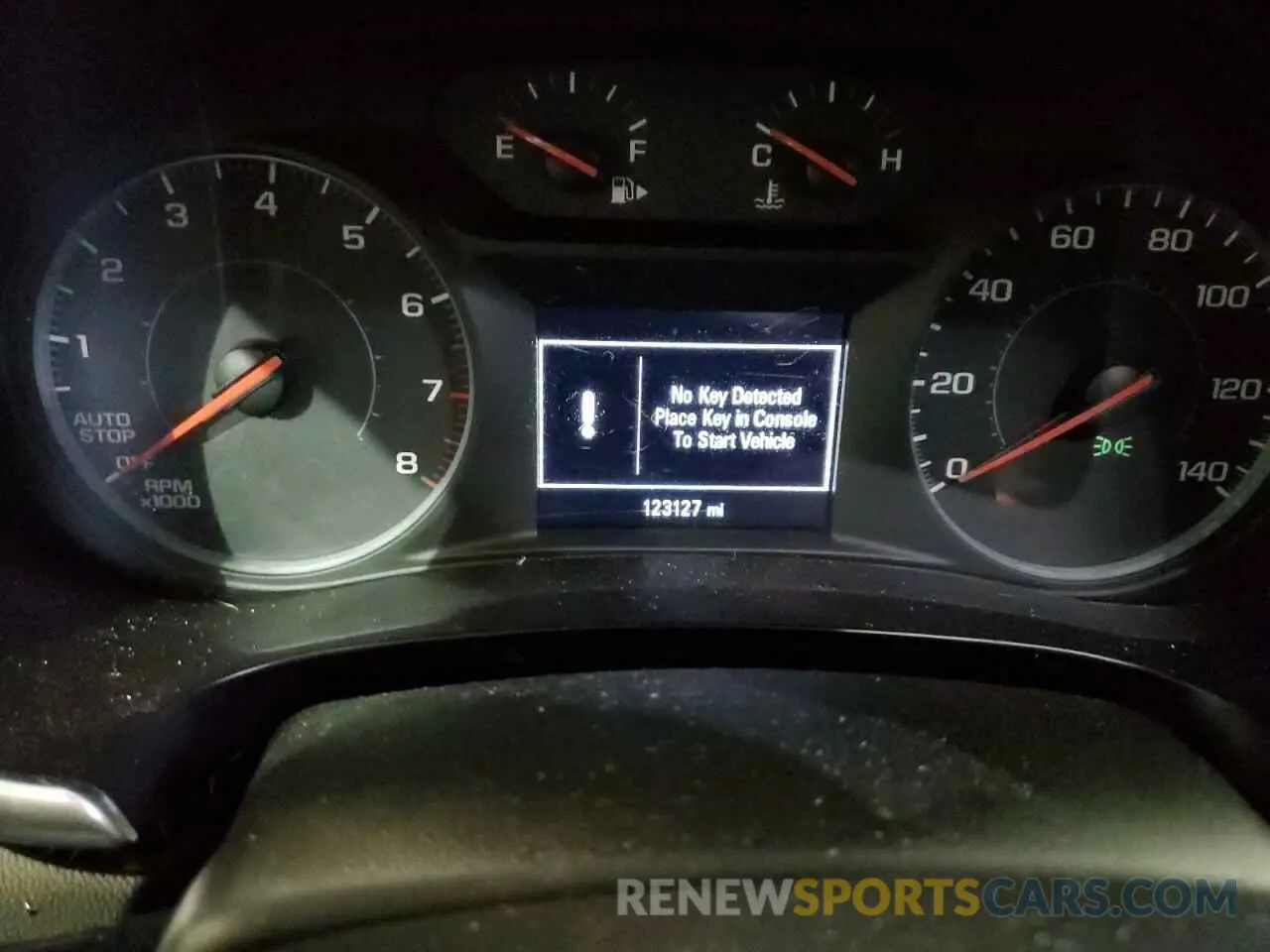 9 Фотография поврежденного автомобиля 1G1ZD5ST8LF008504 CHEVROLET MALIBU 2020