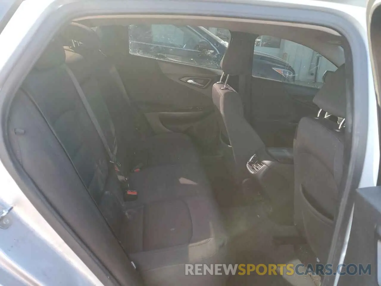 10 Photograph of a damaged car 1G1ZD5ST8LF034648 CHEVROLET MALIBU 2020