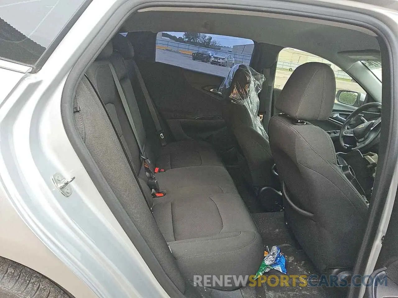 7 Photograph of a damaged car 1G1ZD5ST8LF038179 CHEVROLET MALIBU 2020