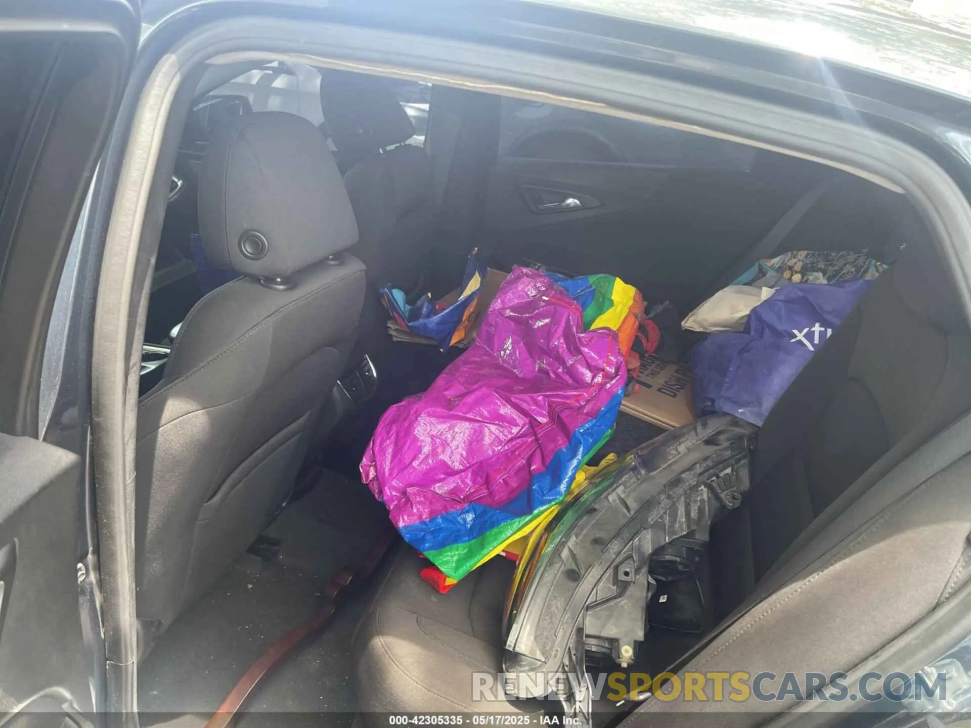 8 Photograph of a damaged car 1G1ZD5ST8LF080495 CHEVROLET MALIBU 2020