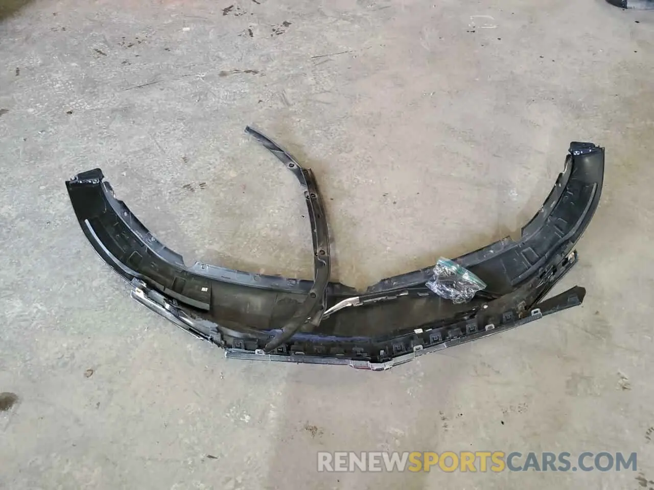 12 Photograph of a damaged car 1G1ZD5ST8LF089147 CHEVROLET MALIBU 2020