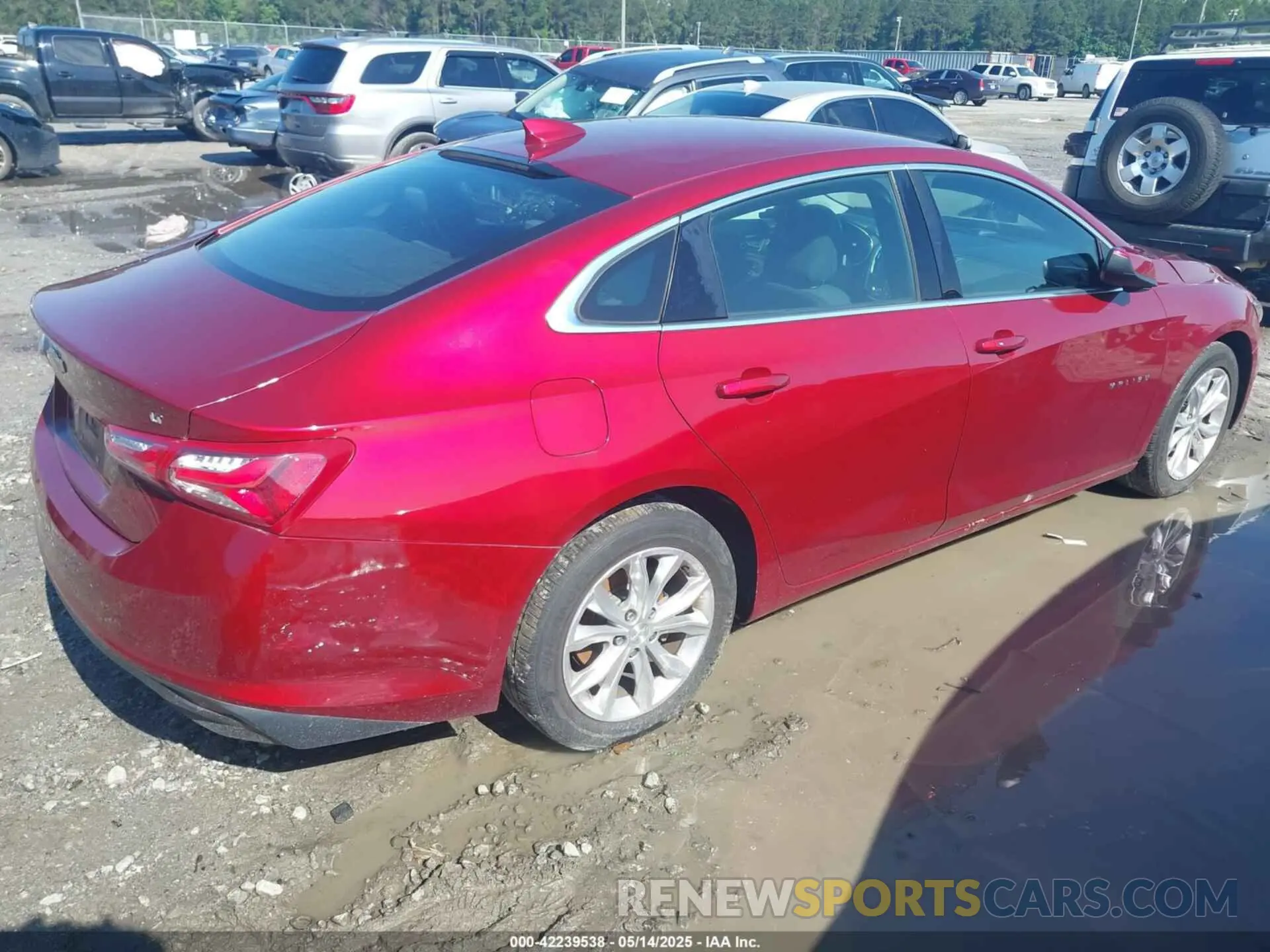 4 Фотография поврежденного автомобиля 1G1ZD5ST8LF106092 CHEVROLET MALIBU 2020