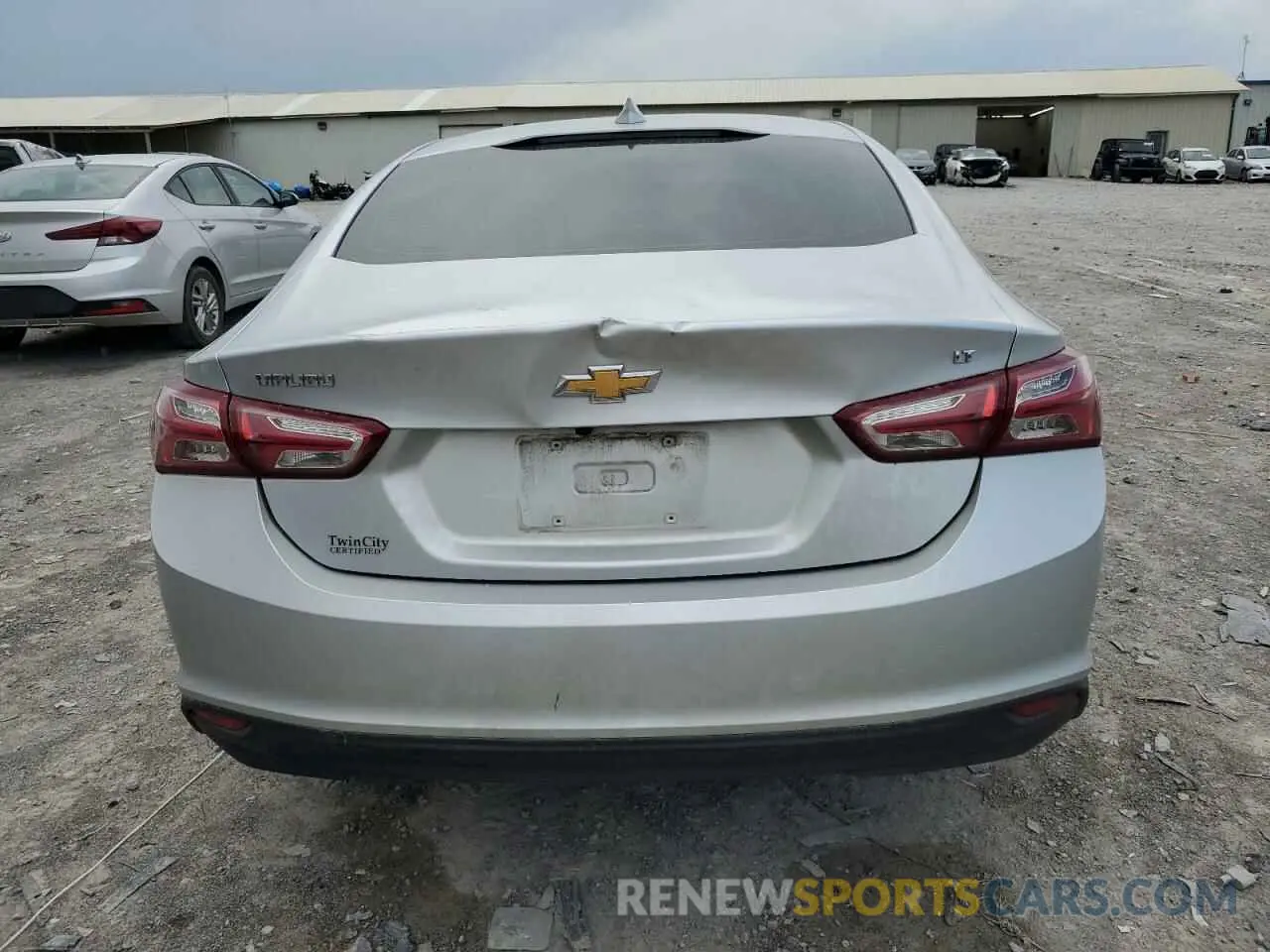 6 Фотография поврежденного автомобиля 1G1ZD5ST8LF120946 CHEVROLET MALIBU 2020